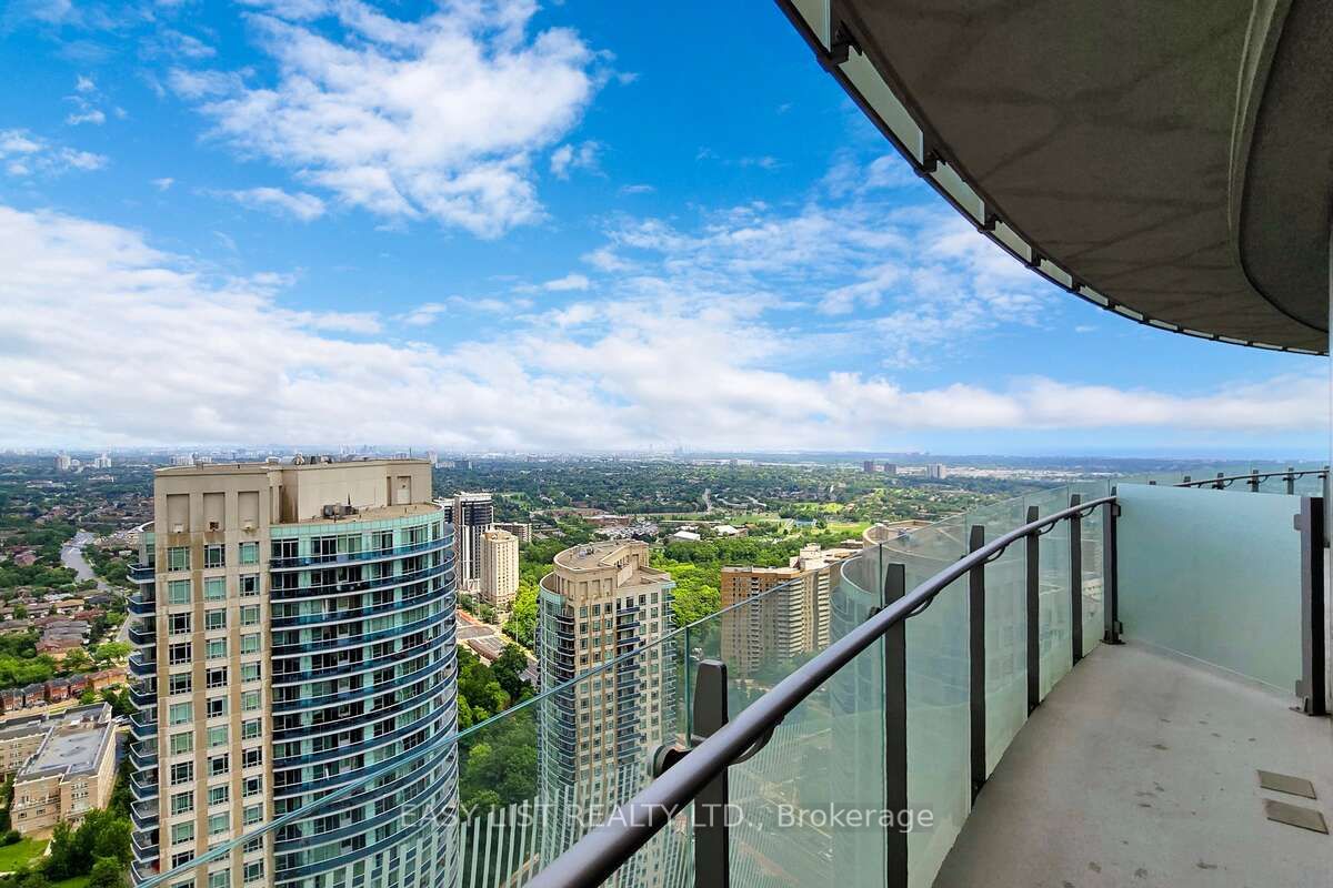 50 Absolute Avenue 3801 Property Photo 28