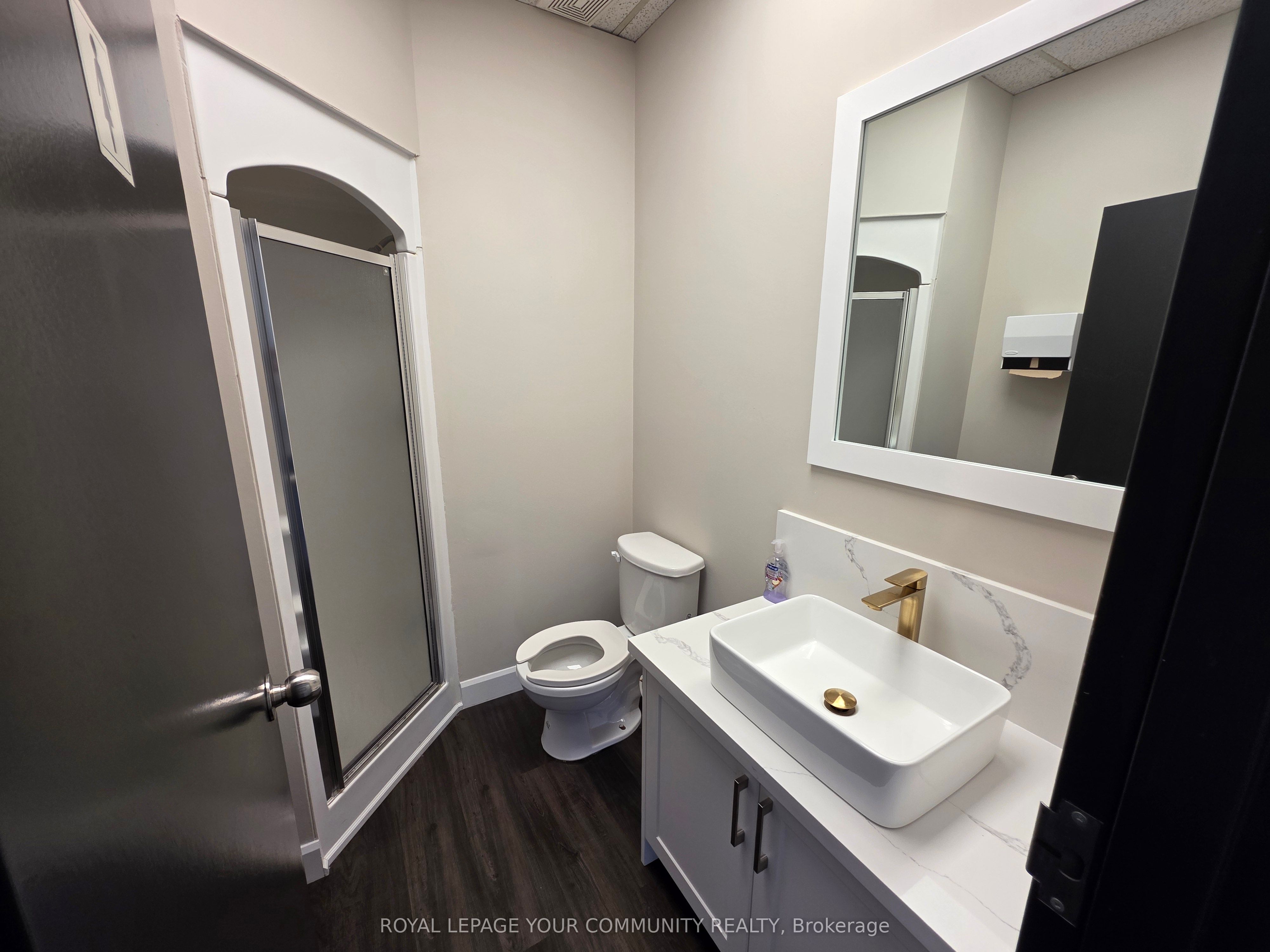 2155 Dunwin Drive Dr 31-32 Property Photo 9