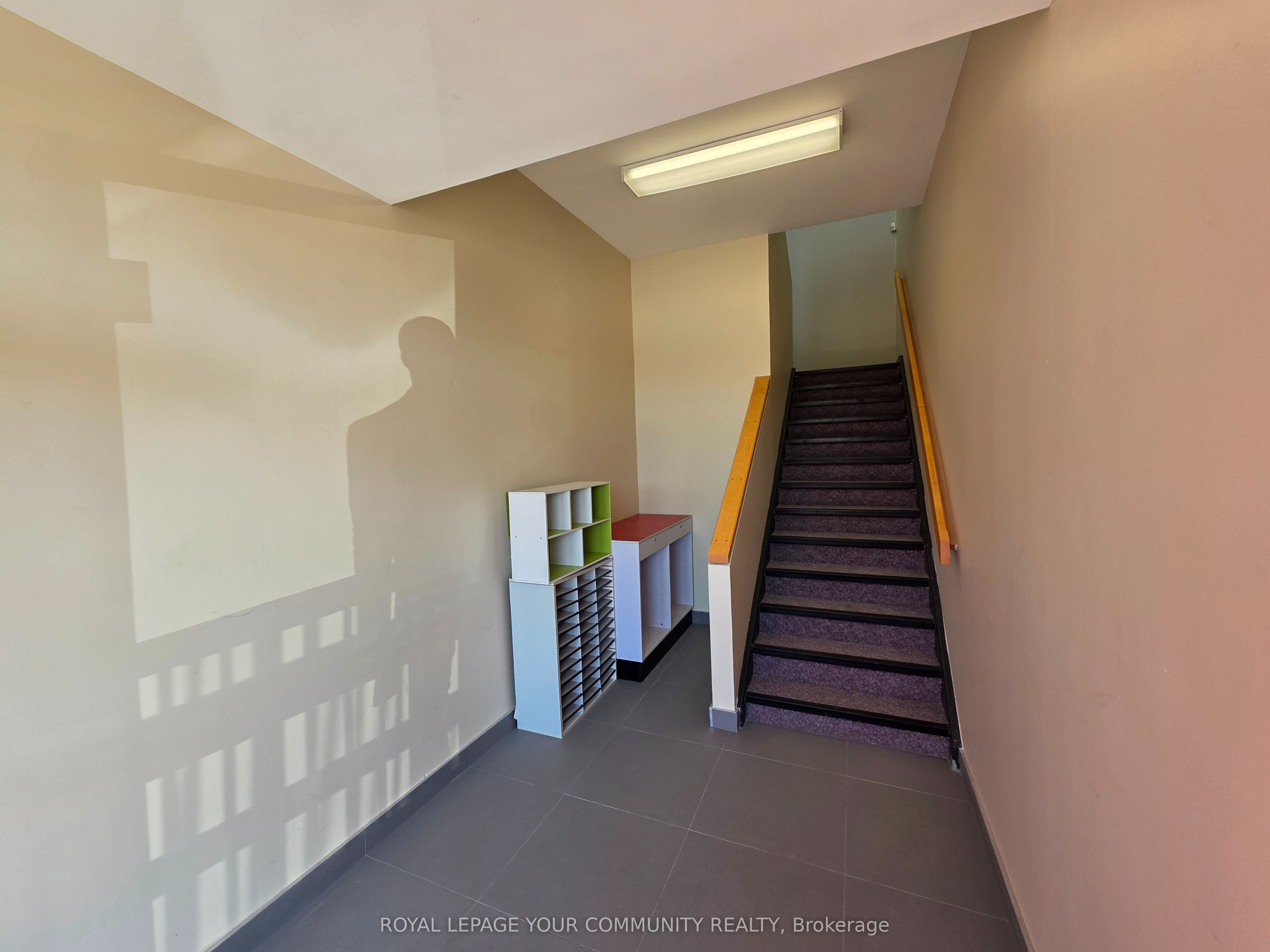 2155 Dunwin Drive 28 Property Photo 14