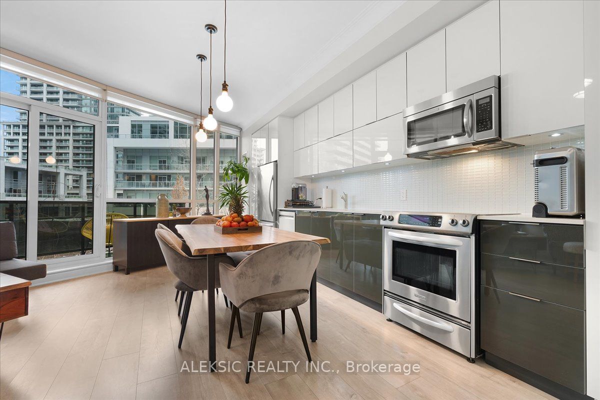 #235 - 80 Marine Parade Drive Property Photo 1
