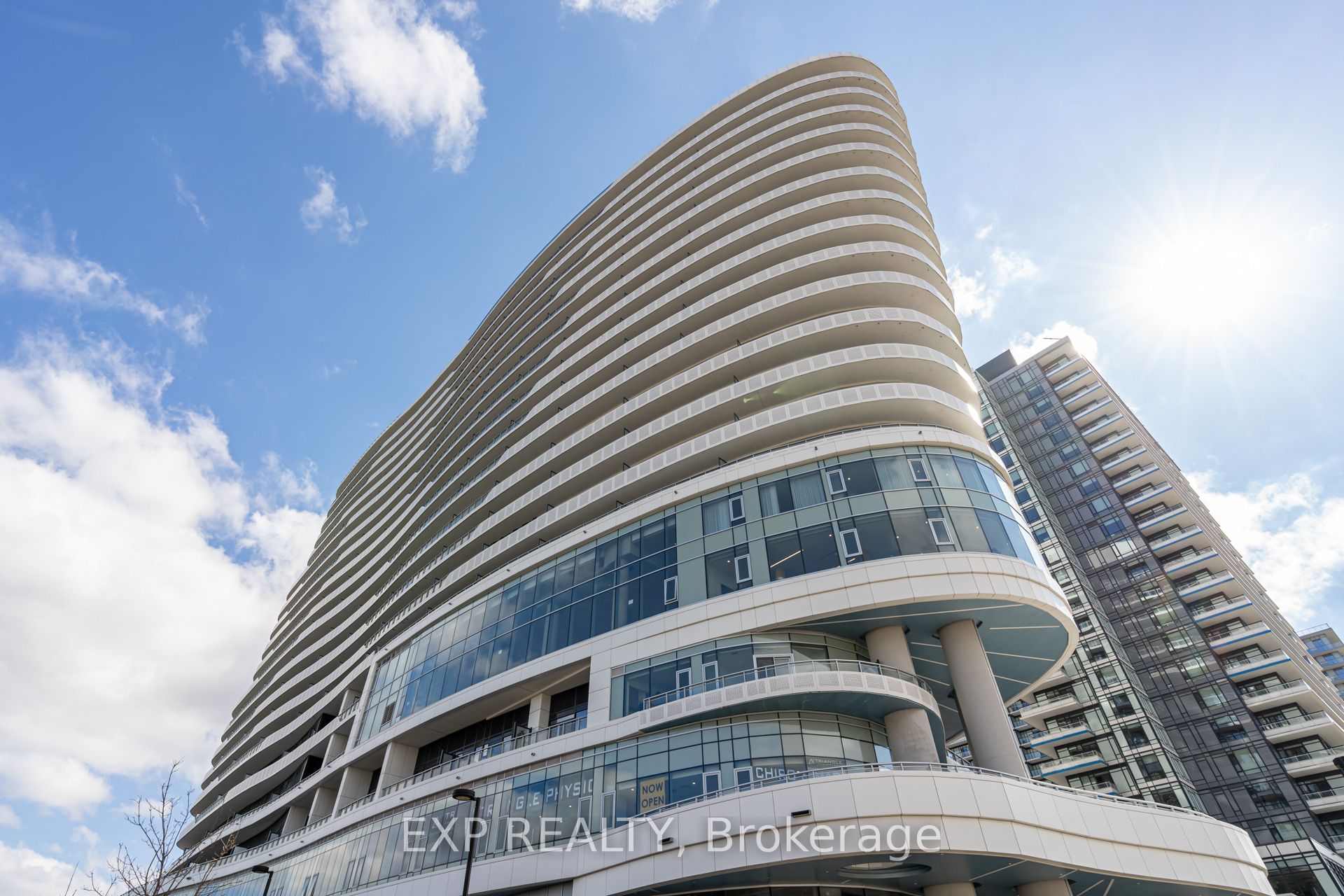 2520 Eglinton Avenue W 1514 Property Photo 2