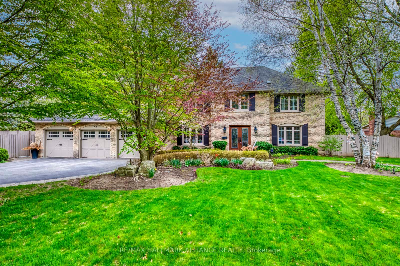 138 Cavendish Court Property Photo 1