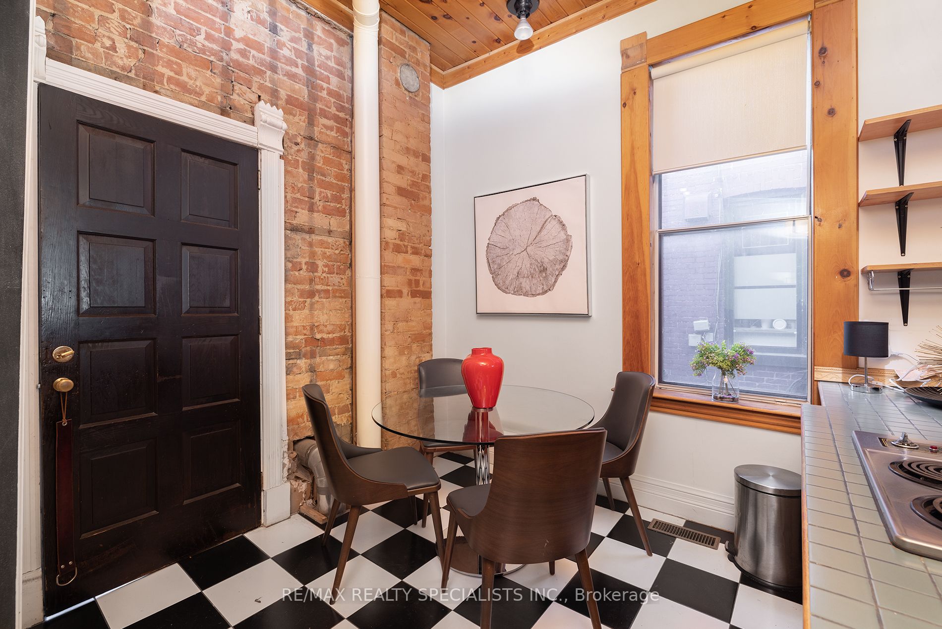 48 Leopold Street Property Photo 14