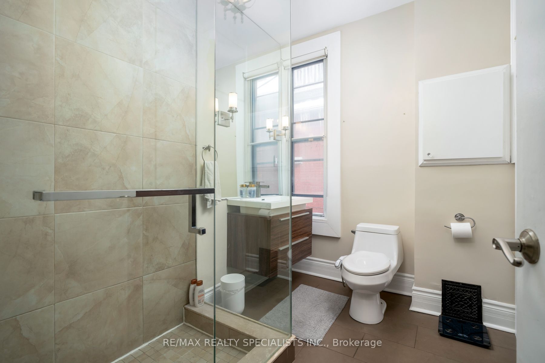 48 Leopold Street Property Photo 22