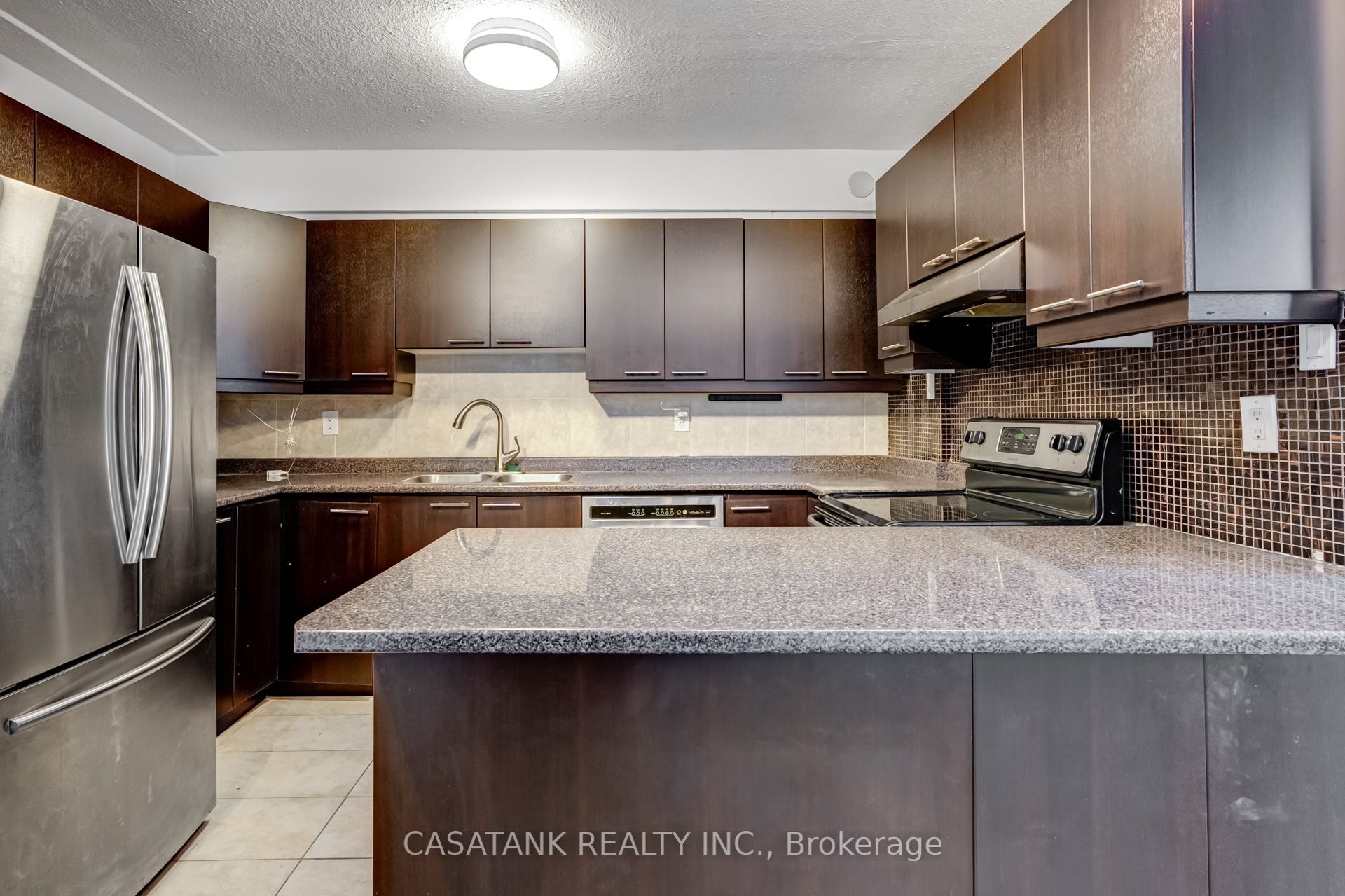1050 Stainton Drive 308 Property Photo 6