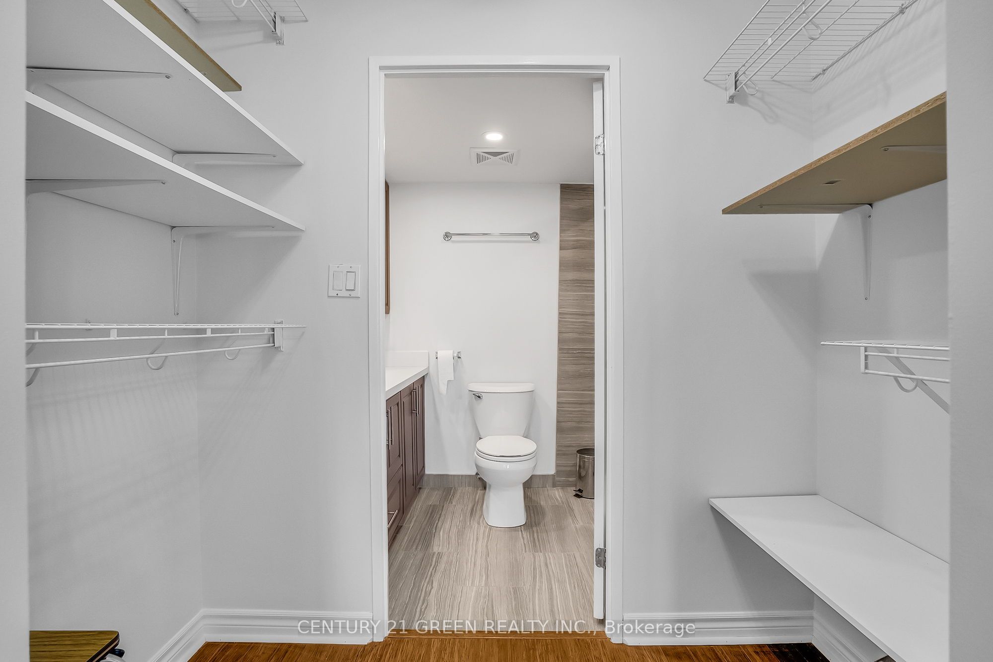 #706 - 350 Webb Drive Property Photo 17