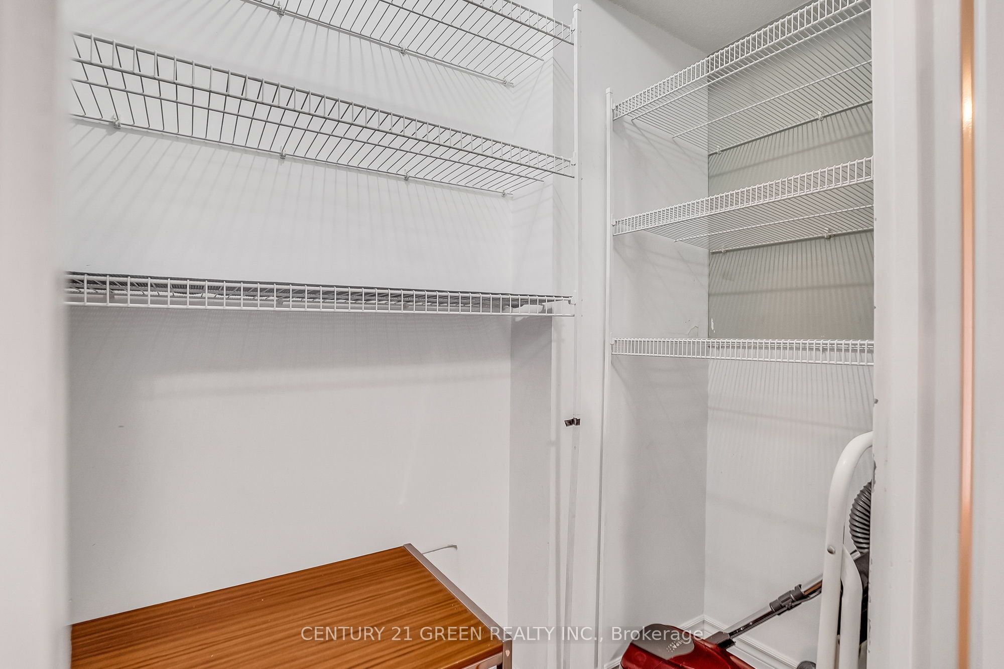 #706 - 350 Webb Drive Property Photo 23