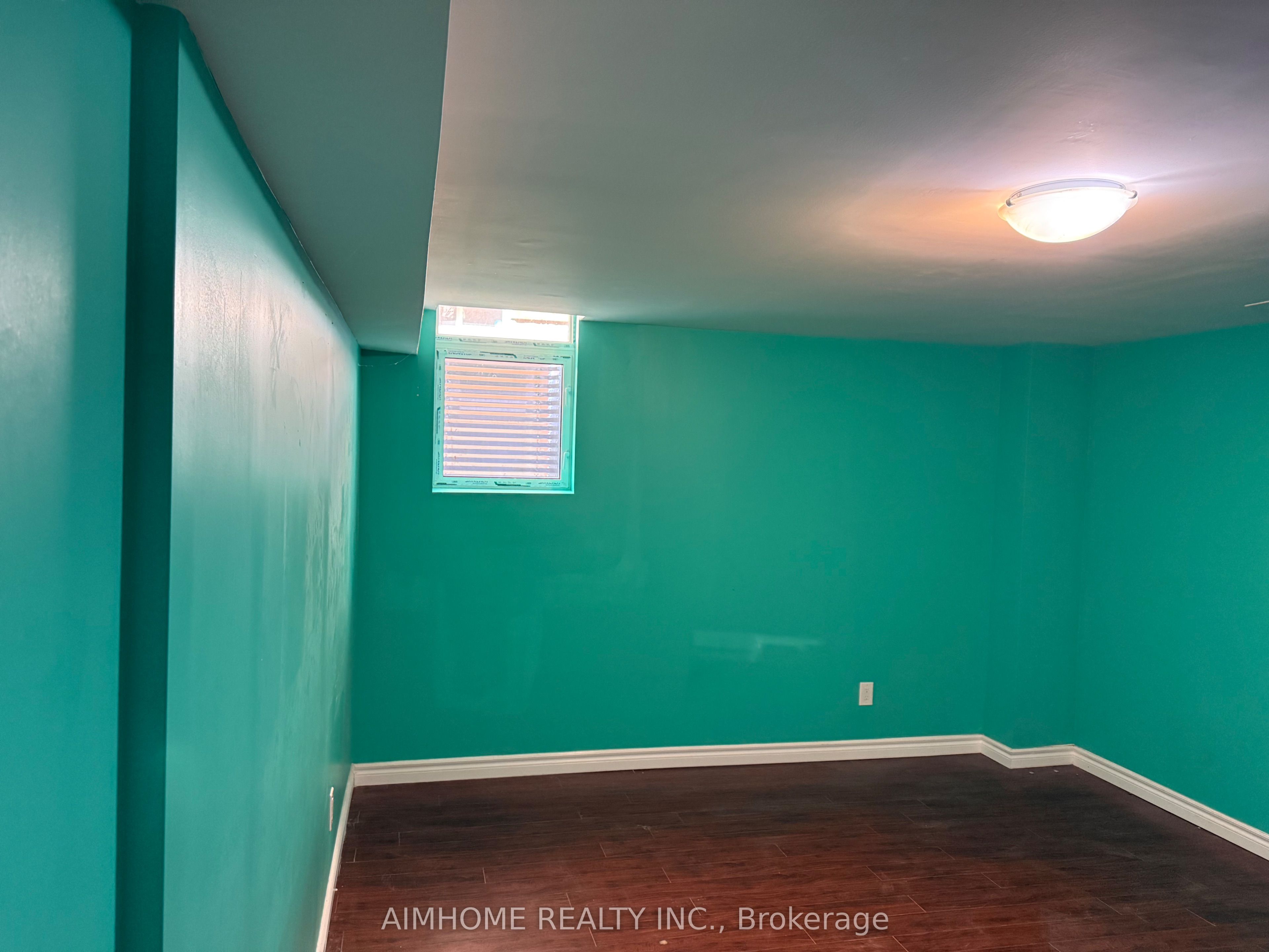 #lower - 87 Nahani Way Property Photo 10