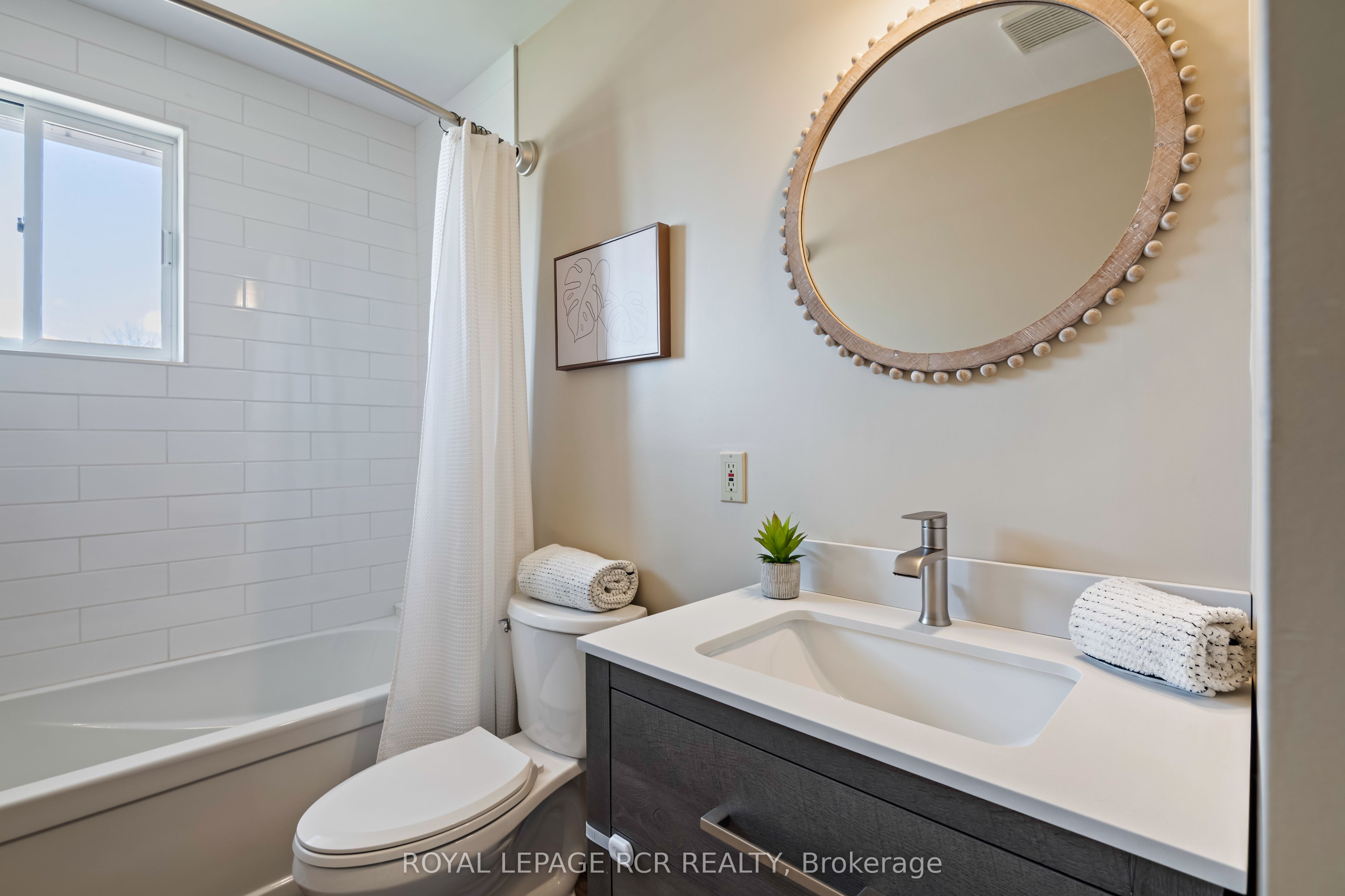 42 Bythia Street Property Photo 19