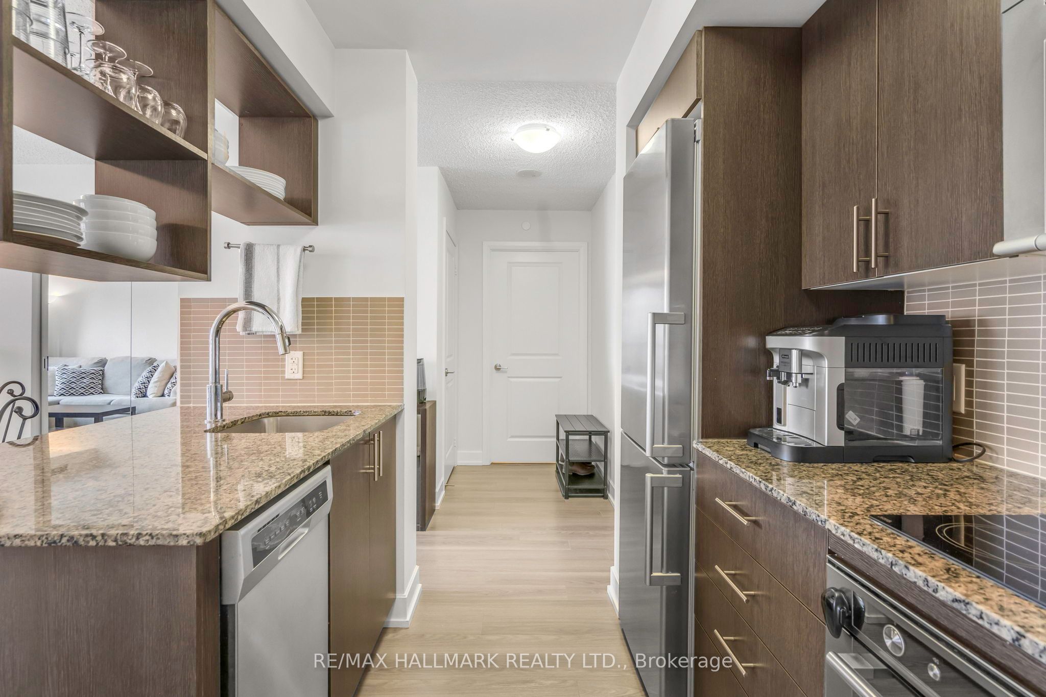 6 Eva Road 1503 Property Photo 25
