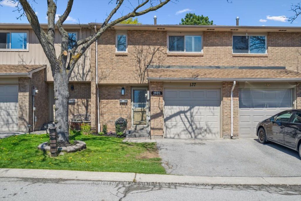#137 - 1520 Lancaster Drive Property Photo 1