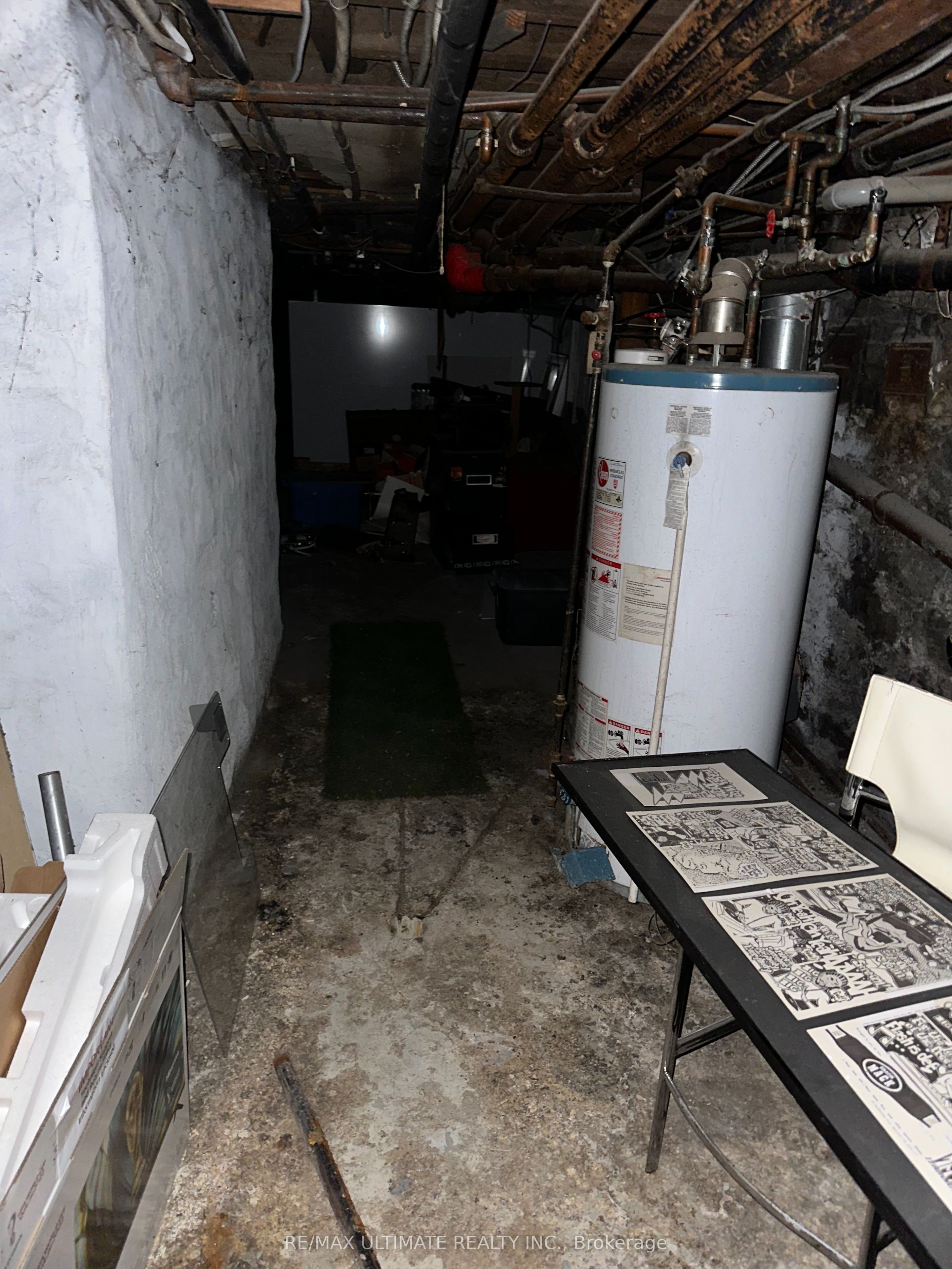 1275 Queen Street W Property Photo 12