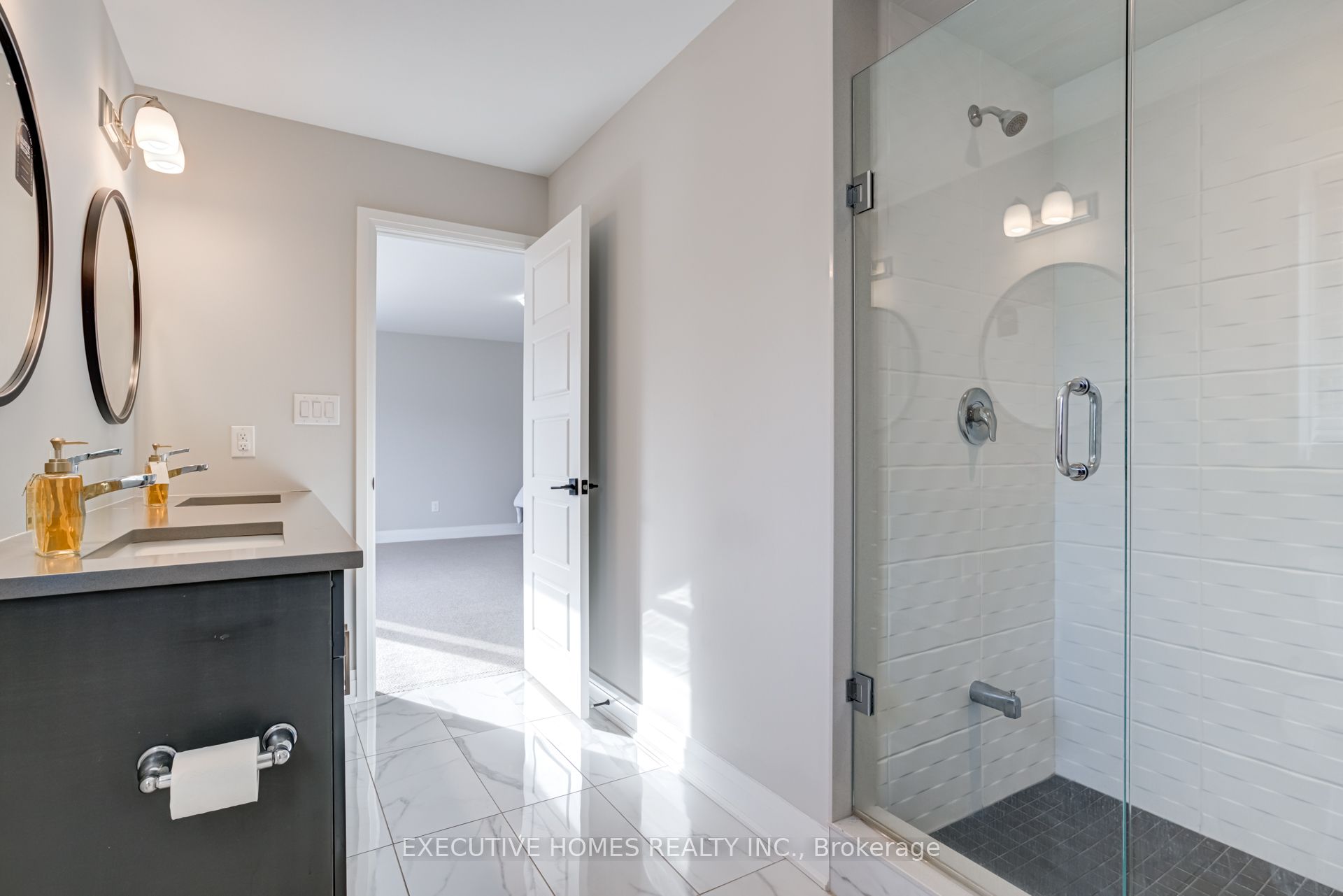 1586 Severn Drive Property Photo 23