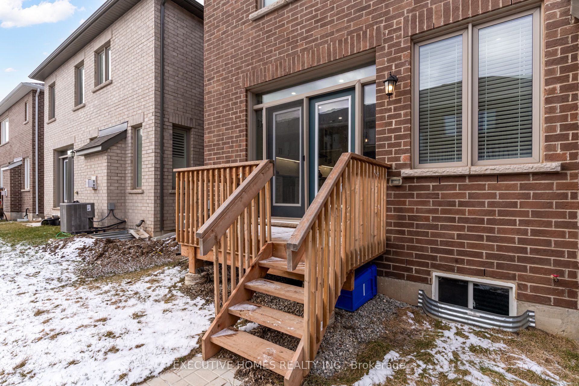 1586 Severn Drive Property Photo 37
