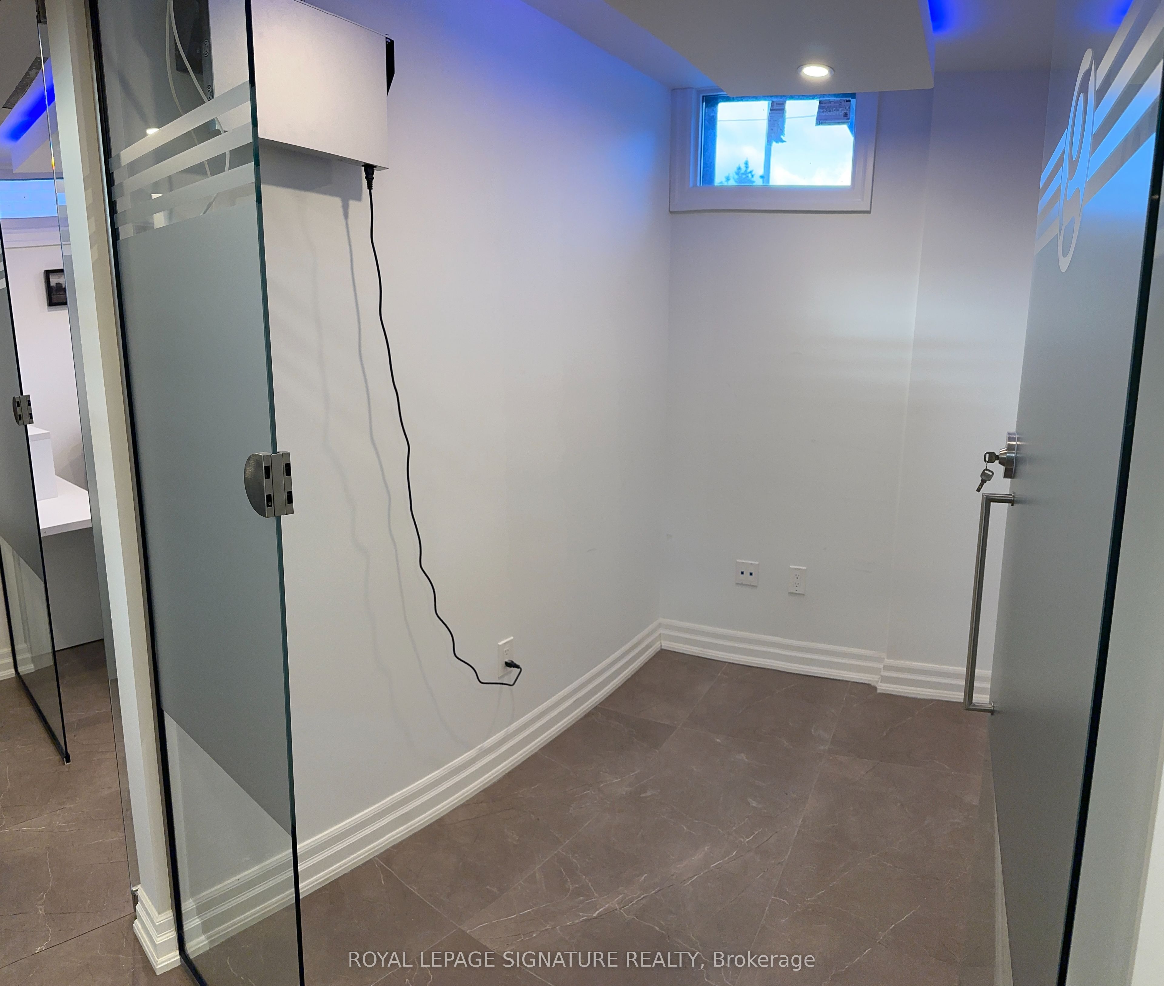 158 Church Street Property Photo 8