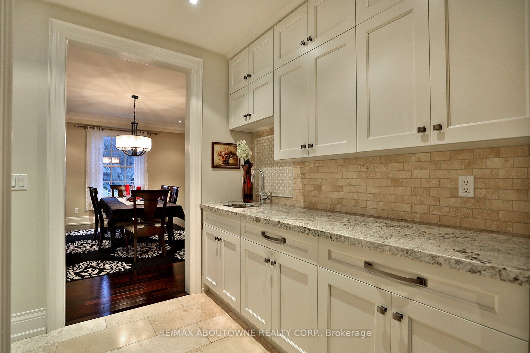 362 Cairncroft Road Property Photo 11