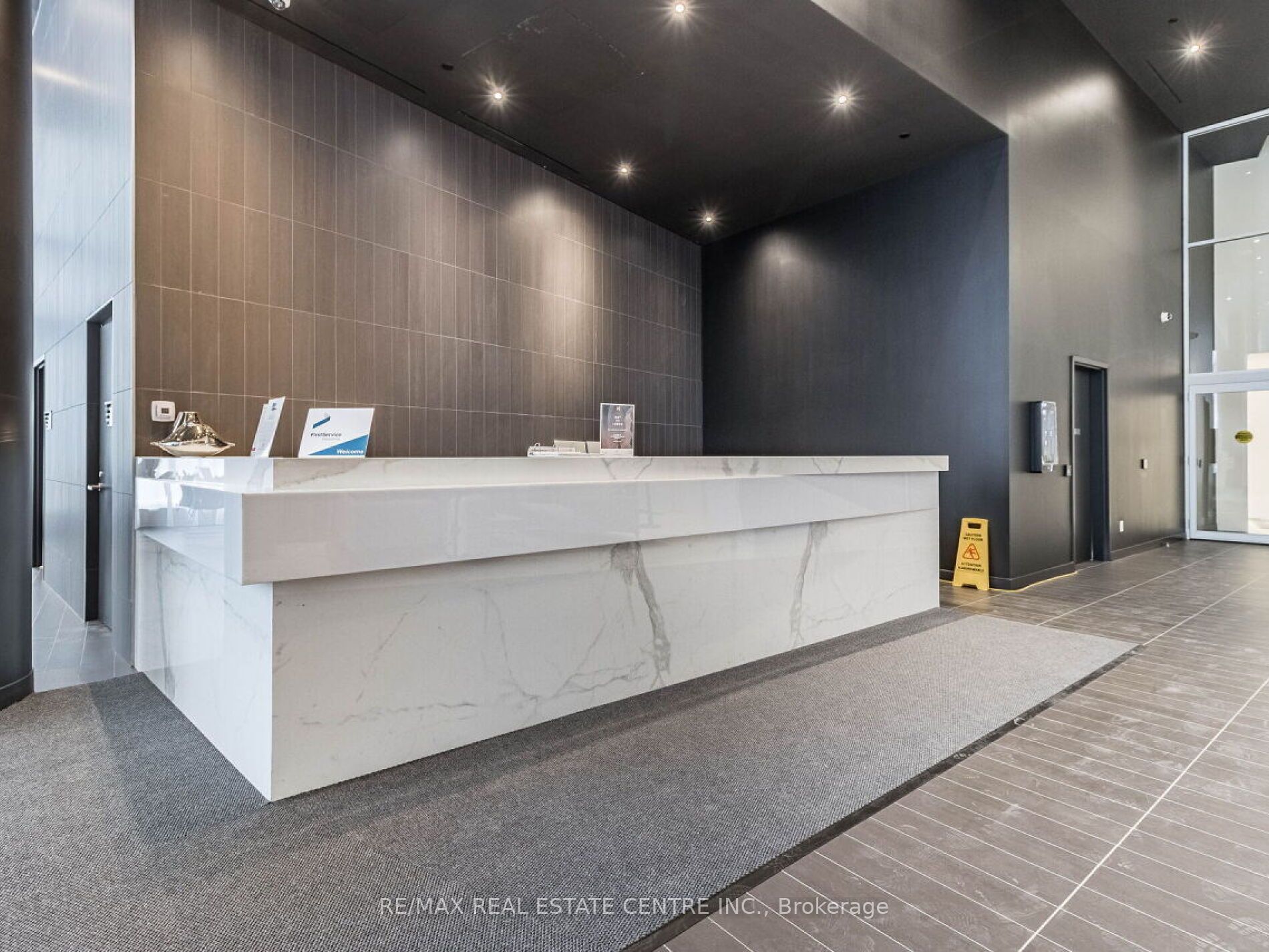#6004 - 3900 Confederation Parkway Property Photo 2