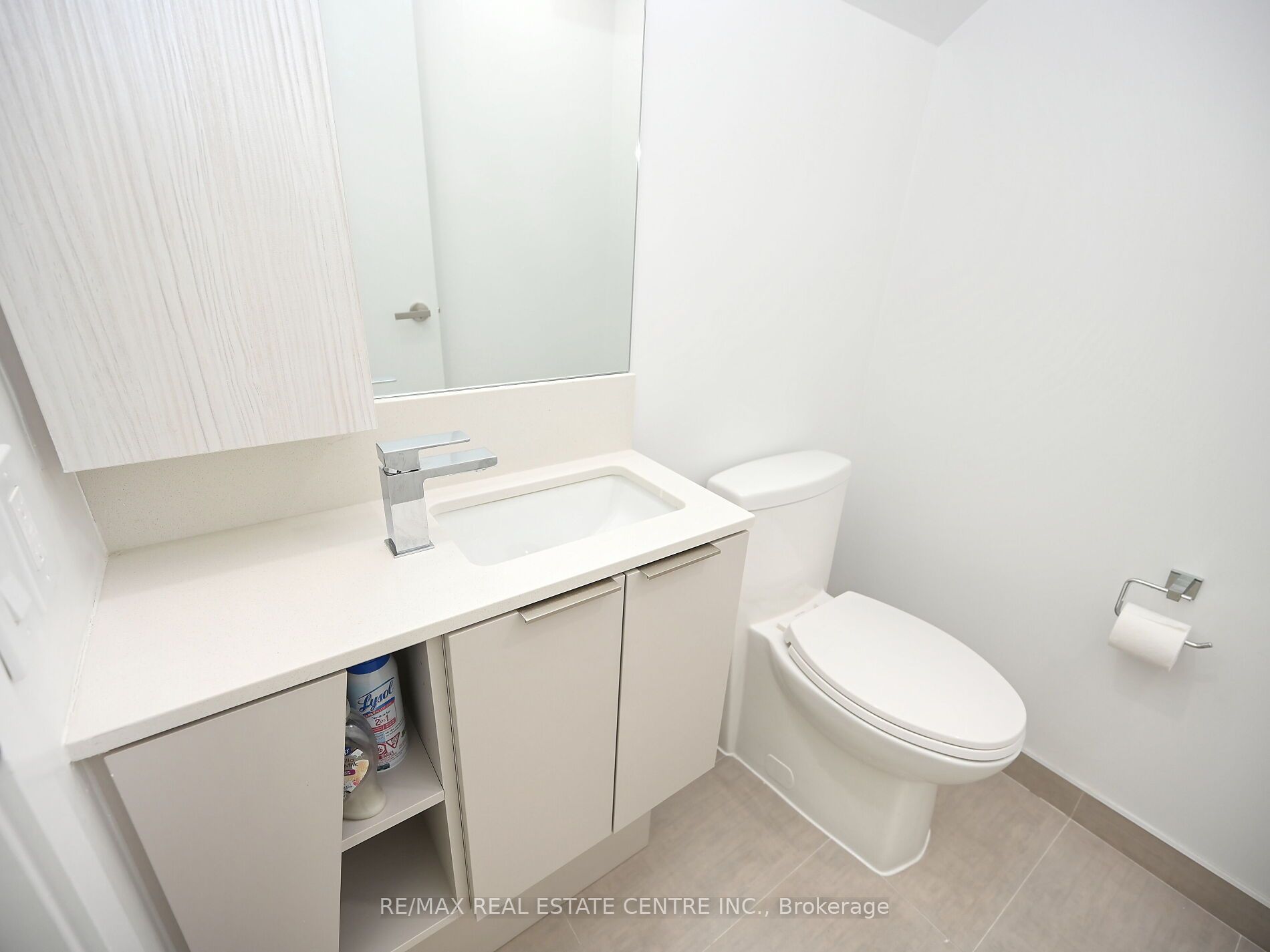 #6004 - 3900 Confederation Parkway Property Photo 21