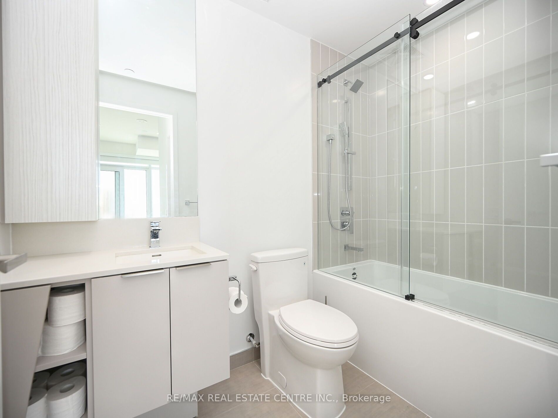 #6004 - 3900 Confederation Parkway Property Photo 26
