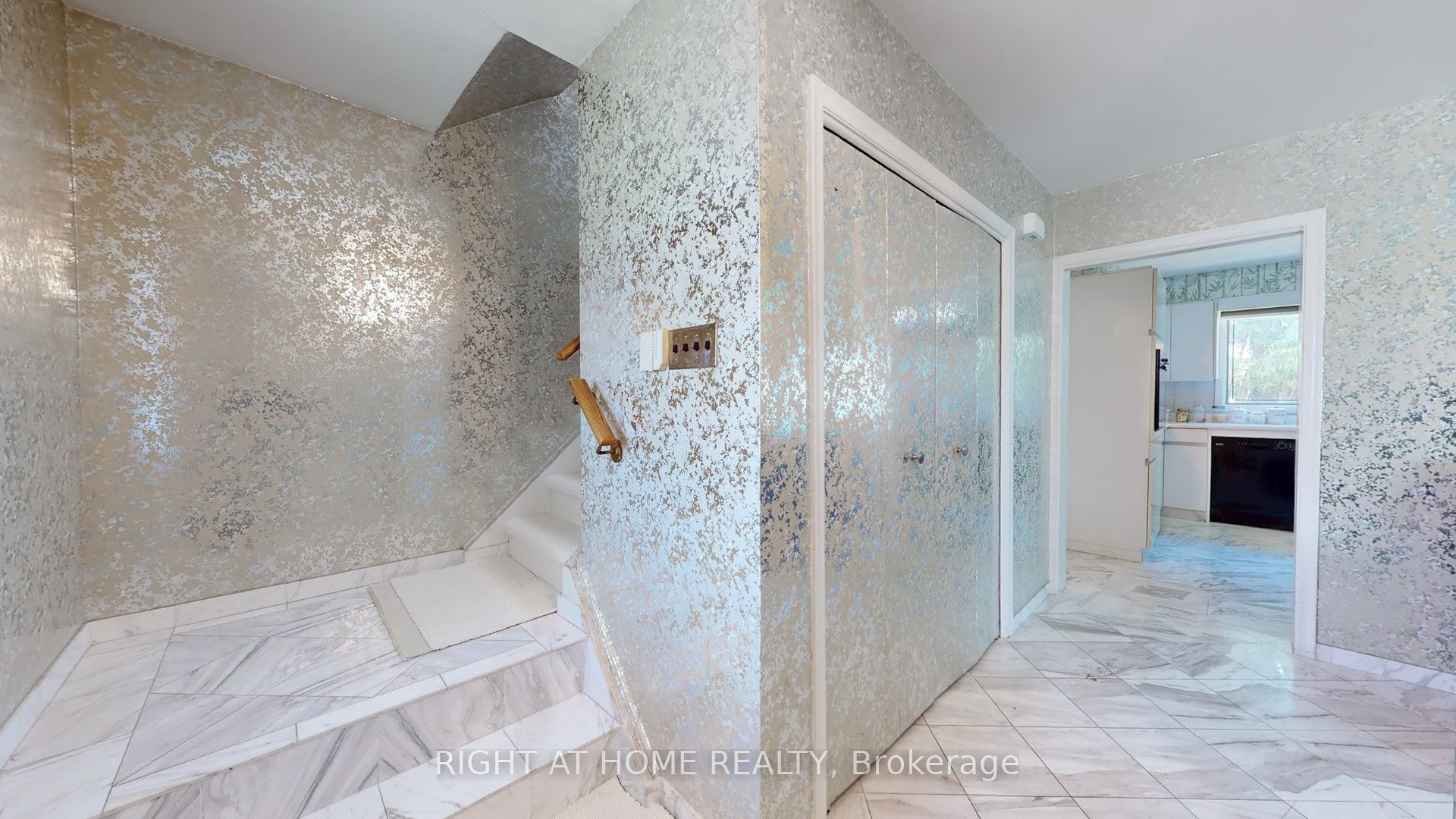 106 Grandravine Drive Property Photo 18