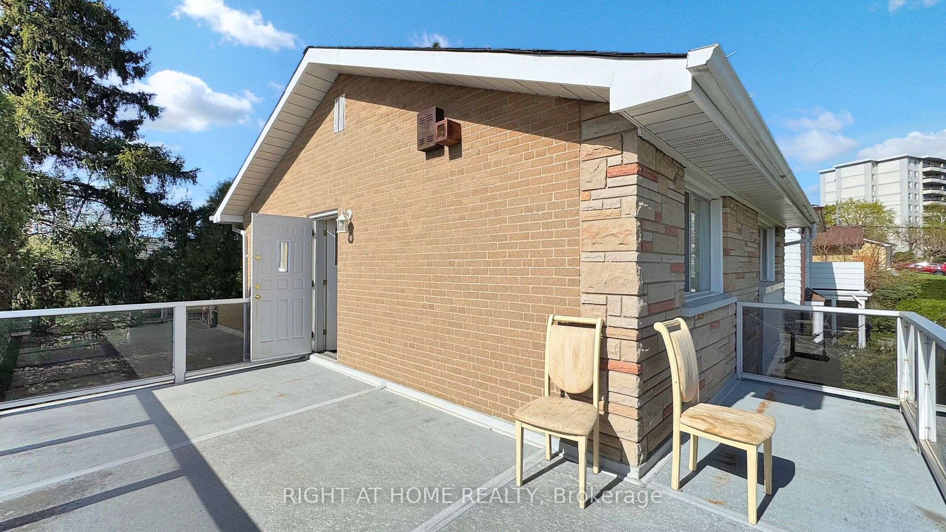 106 Grandravine Drive Property Photo 38