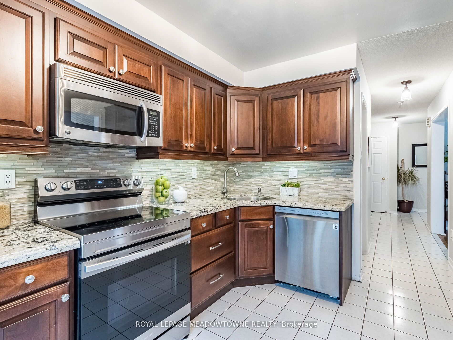 73 Townley Cres Property Photo 13