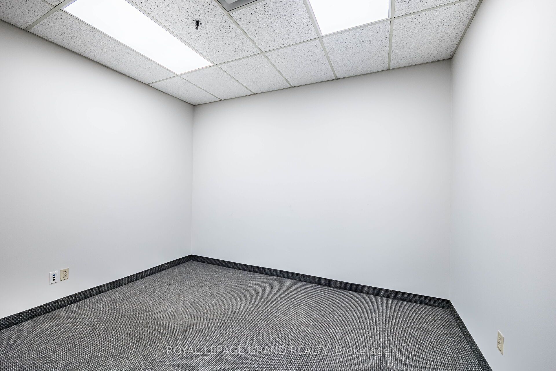 8069 Lawson Road Property Photo 14