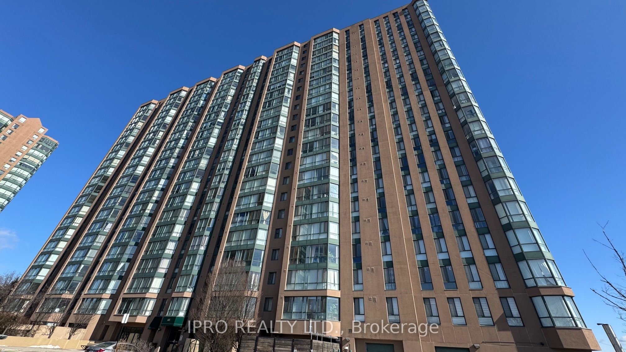 #907 - 145 Hillcrest Avenue Property Photo 1