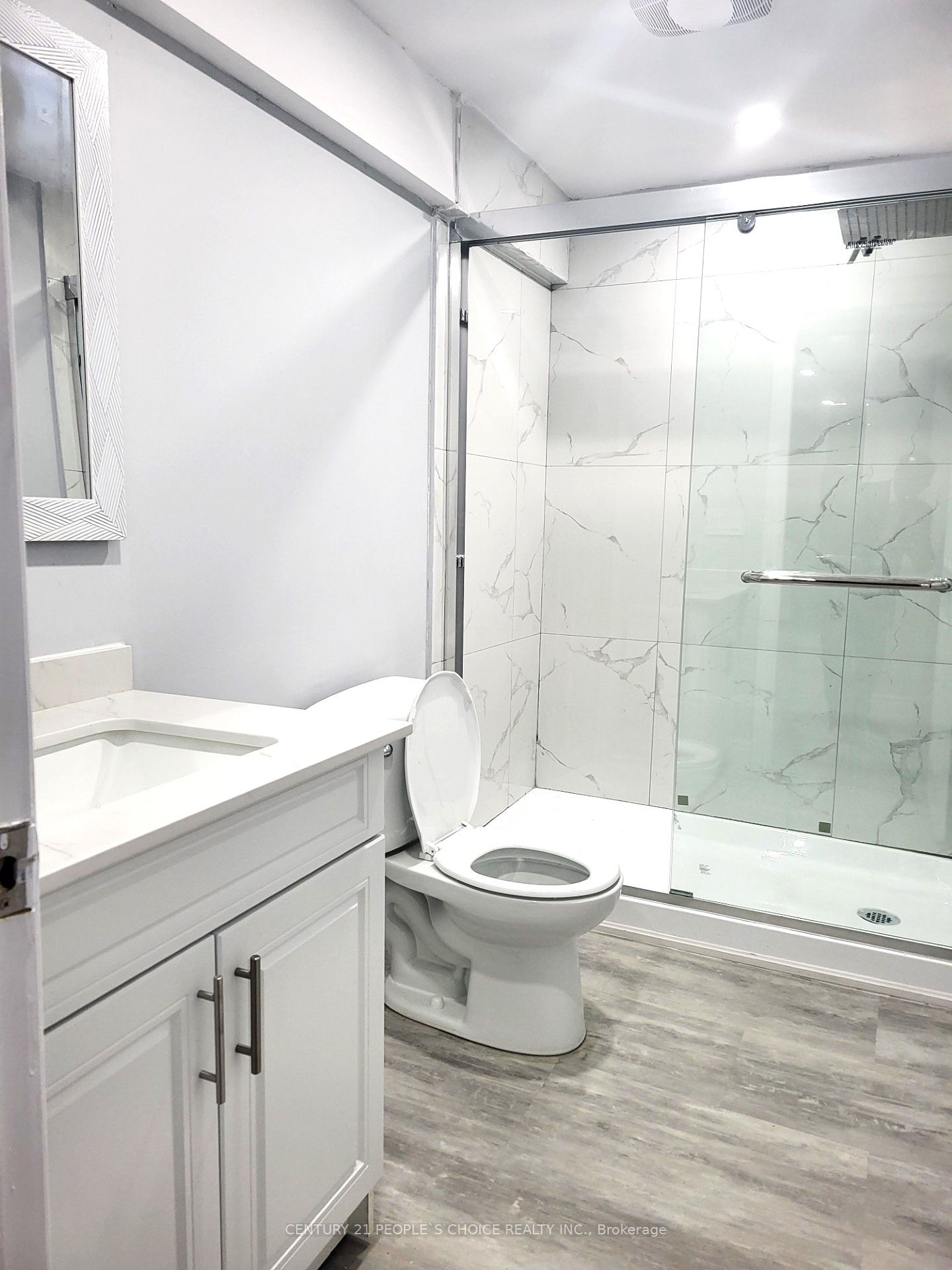 #(walkout Unit) - 2638 Sherhill Drive Property Photo 10