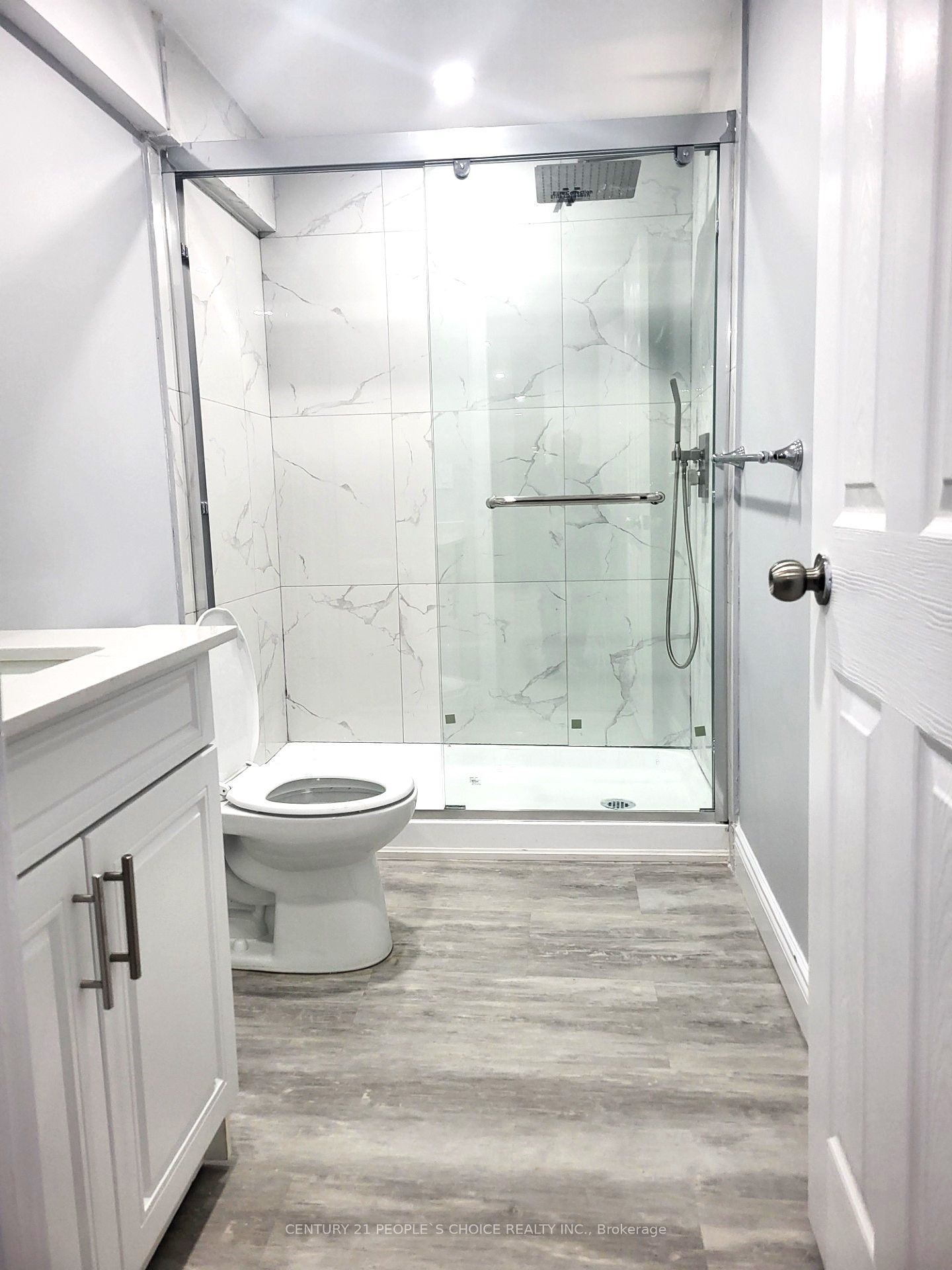 #(walkout Unit) - 2638 Sherhill Drive Property Photo 11