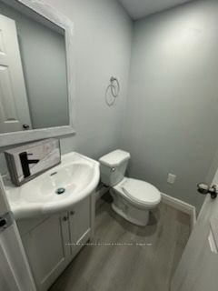 #(walkout Unit) - 2638 Sherhill Drive Property Photo 12