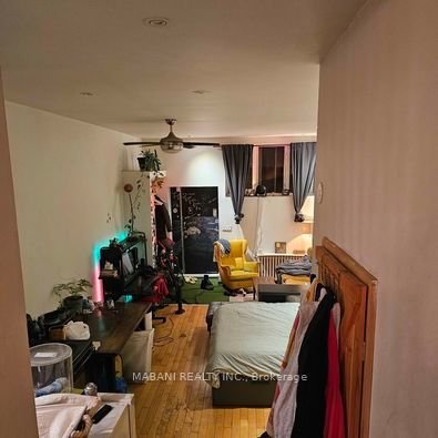 2239 Dundas Street W Studio1 Property Photo 6