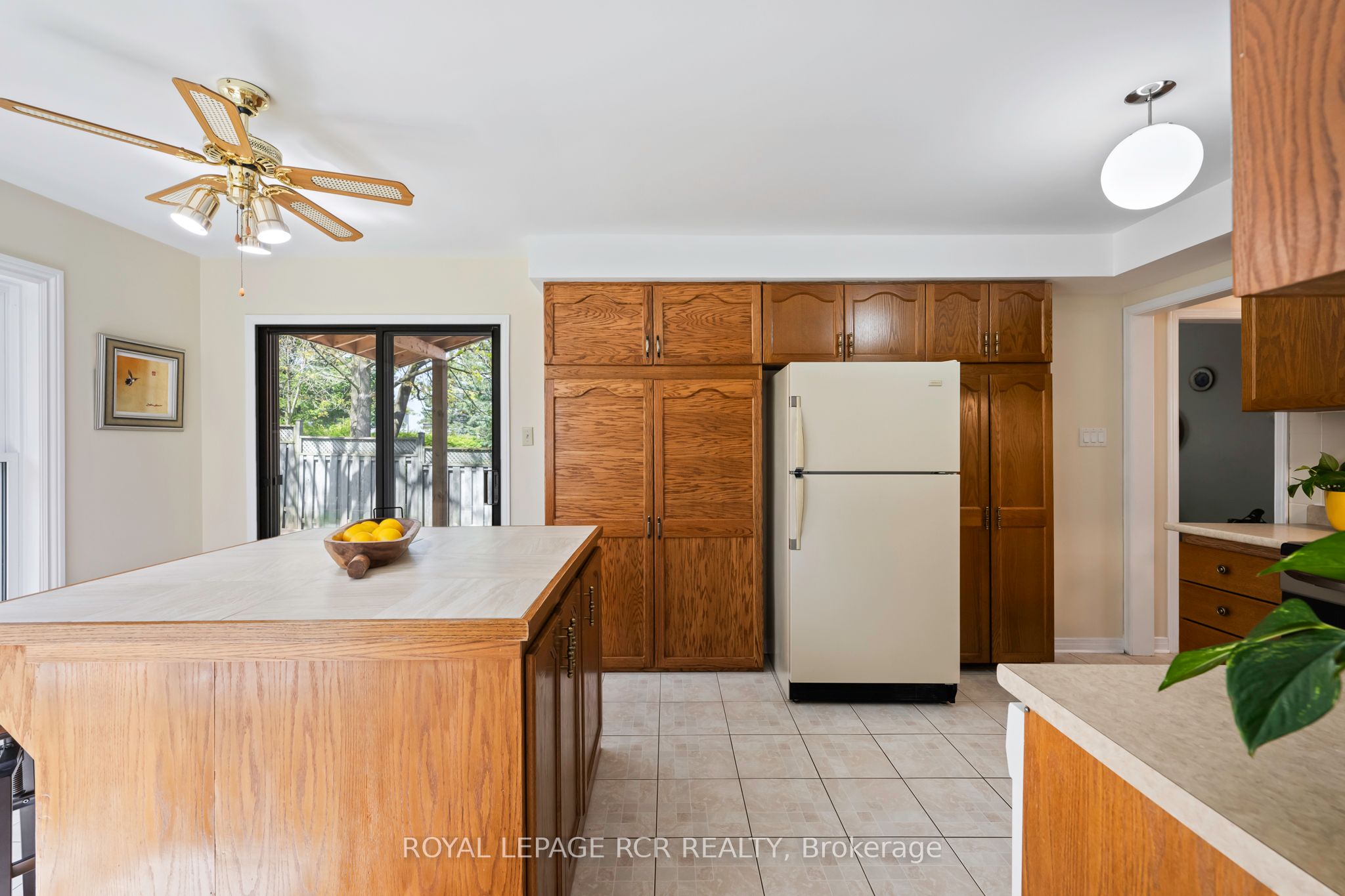 243 Beechfield Crescent Property Photo 14
