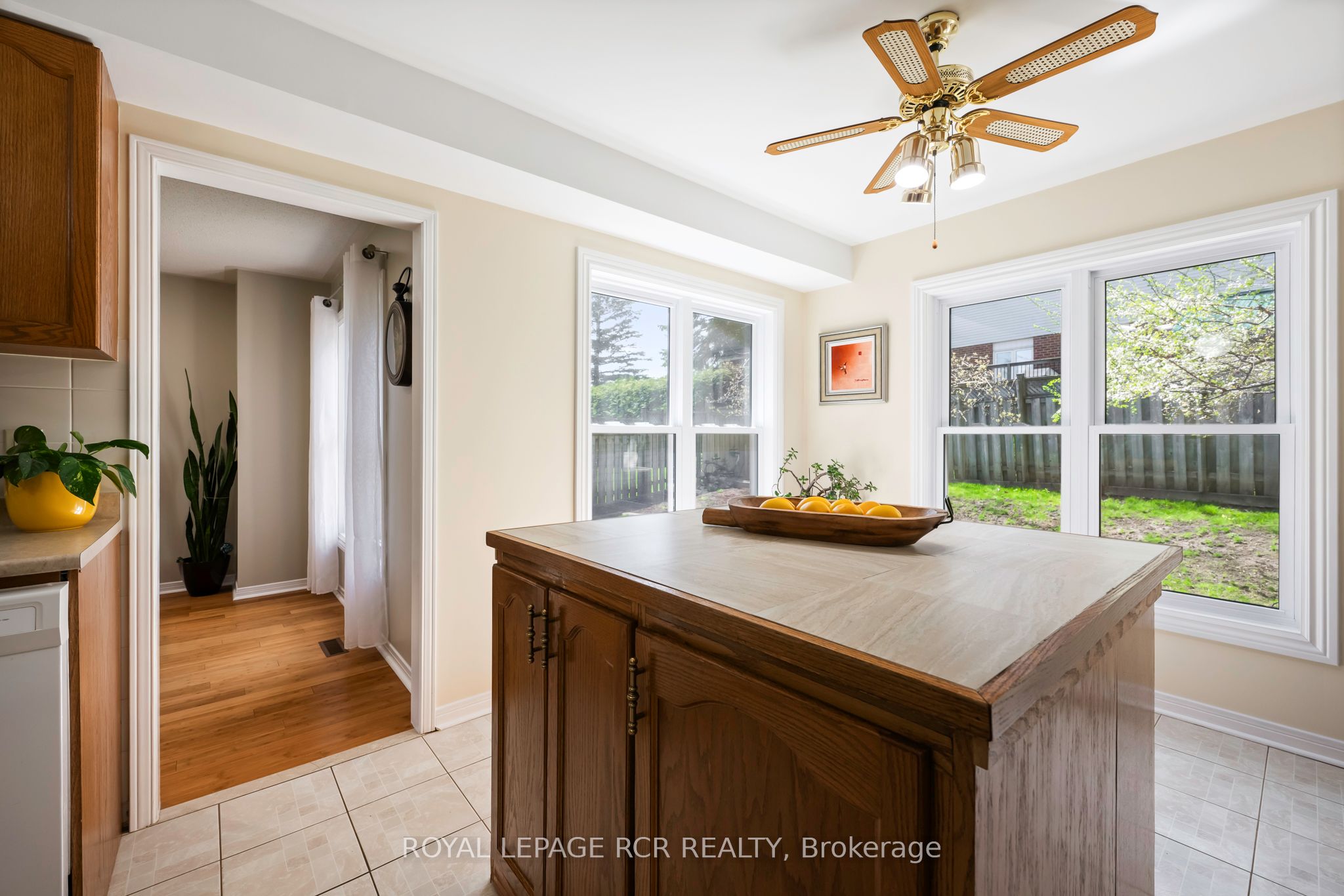243 Beechfield Crescent Property Photo 15