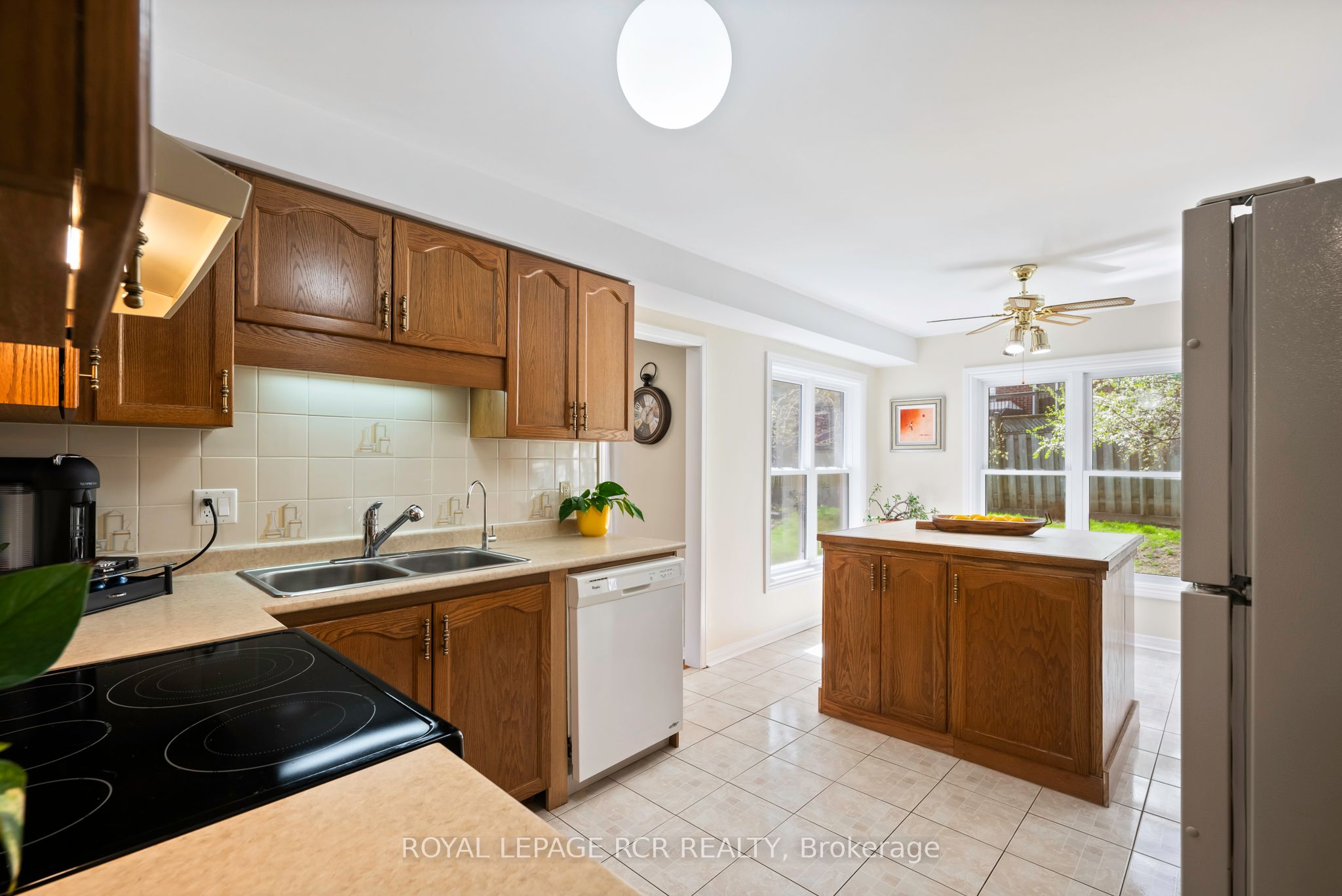 243 Beechfield Crescent Property Photo 17