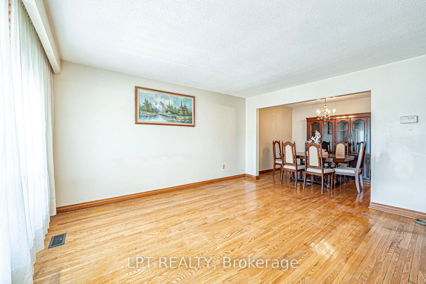 71 Arthur Griffith Drive Property Photo 11