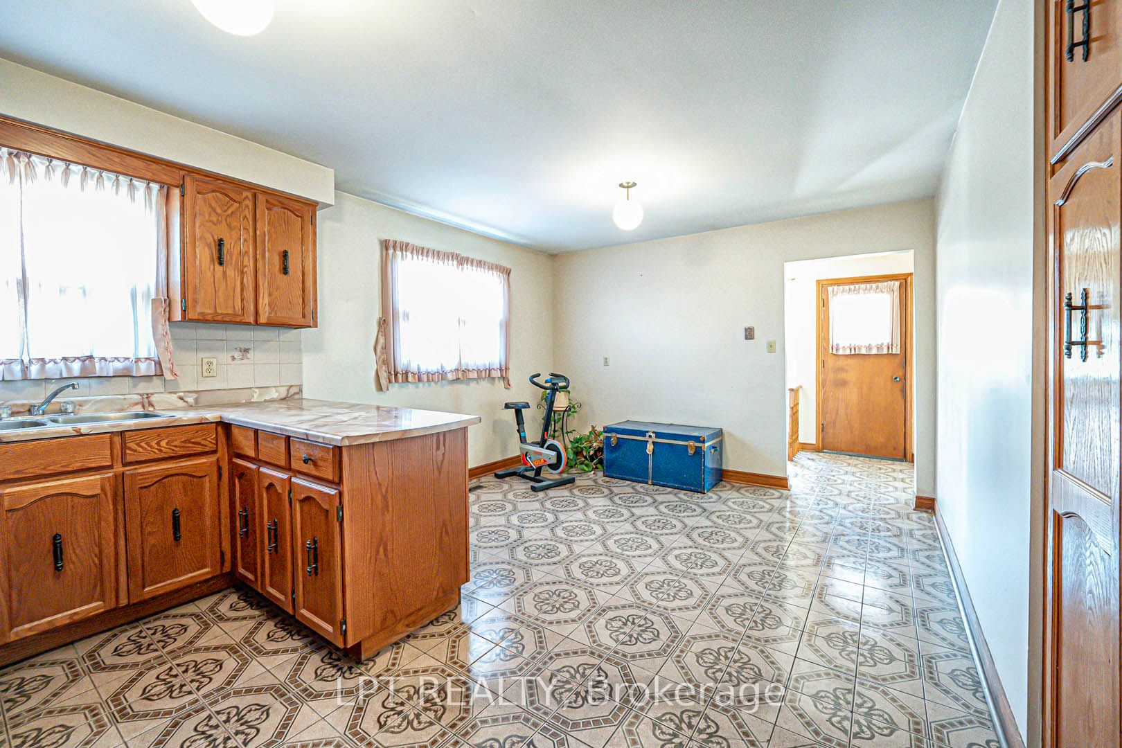 71 Arthur Griffith Drive Property Photo 20