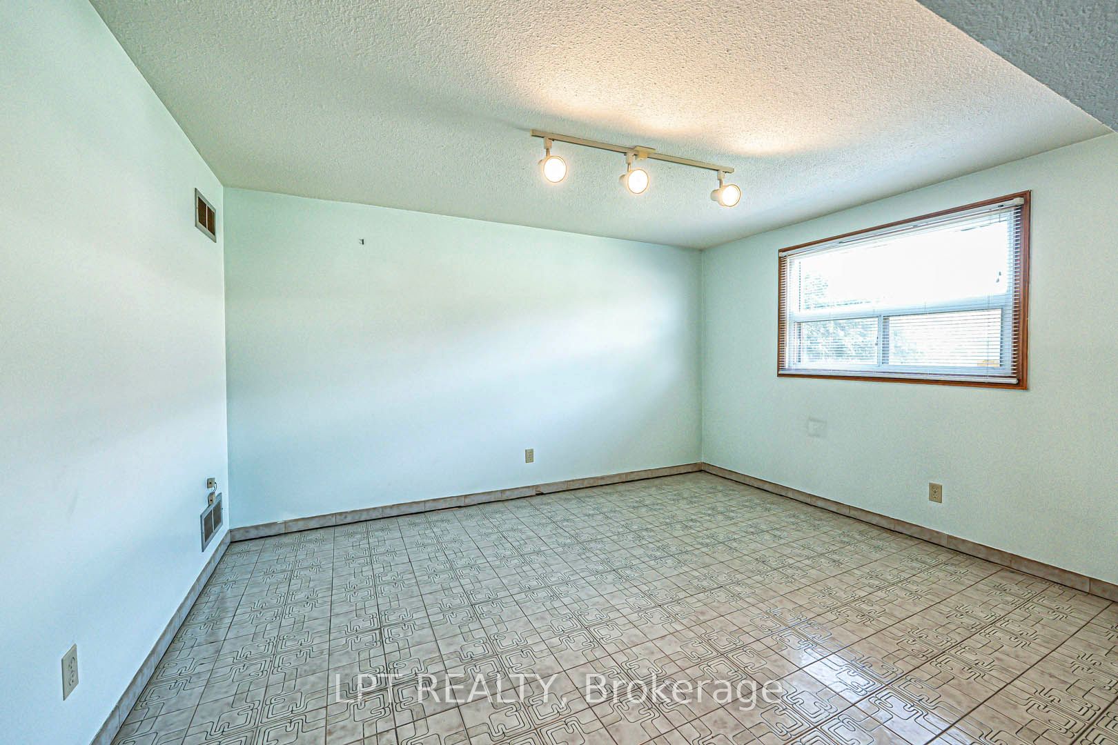 71 Arthur Griffith Drive Property Photo 35