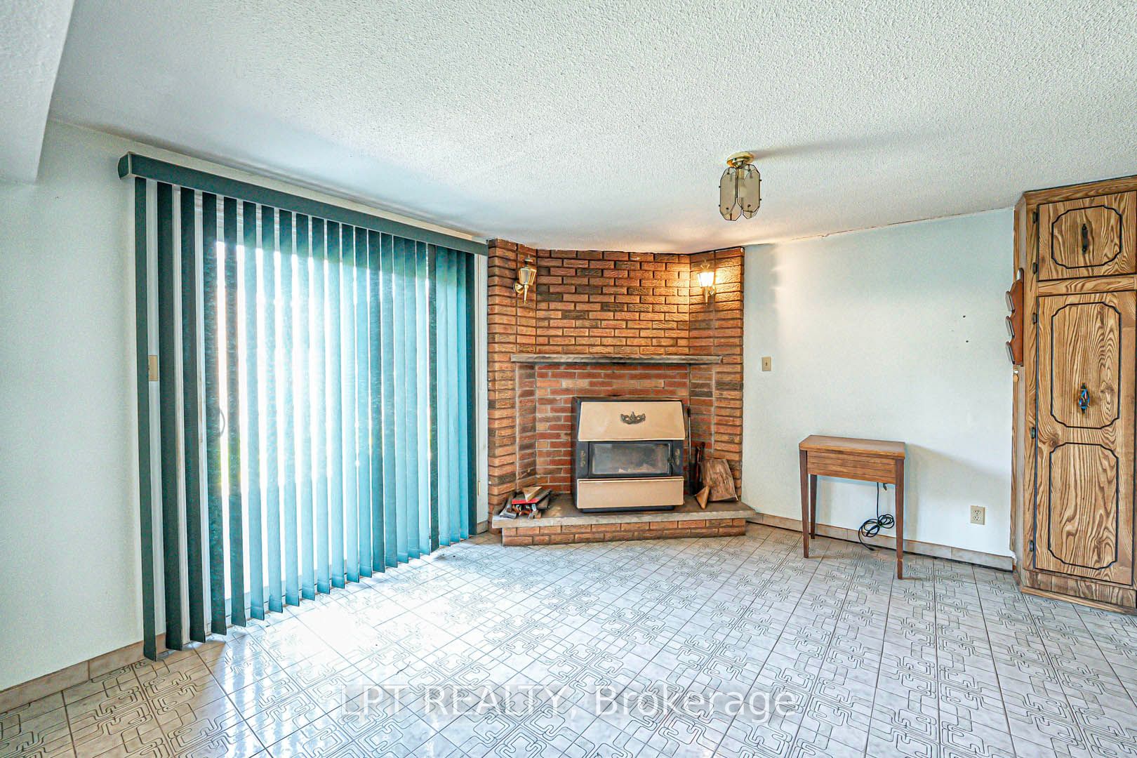 71 Arthur Griffith Drive Property Photo 38