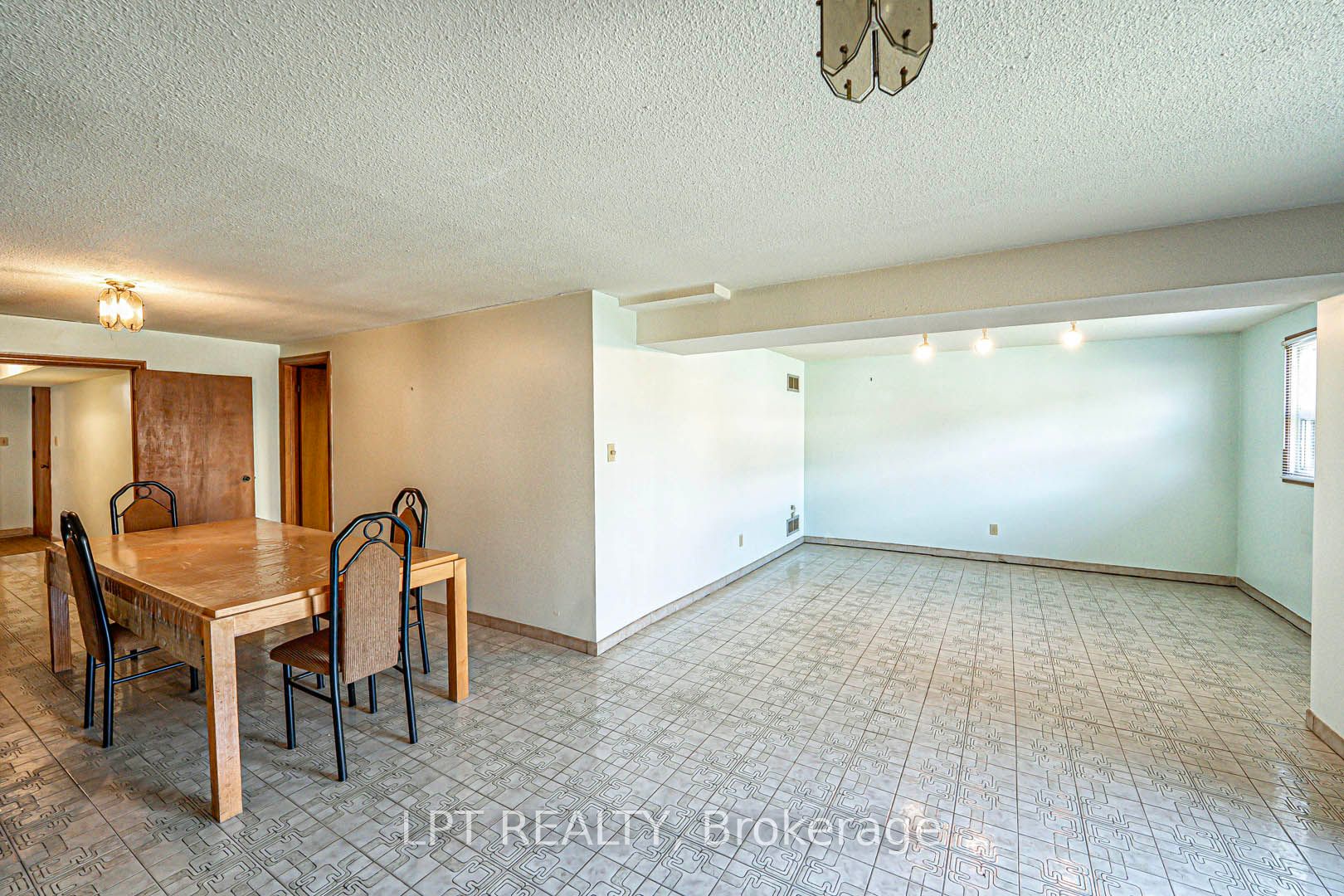 71 Arthur Griffith Drive Property Photo 40