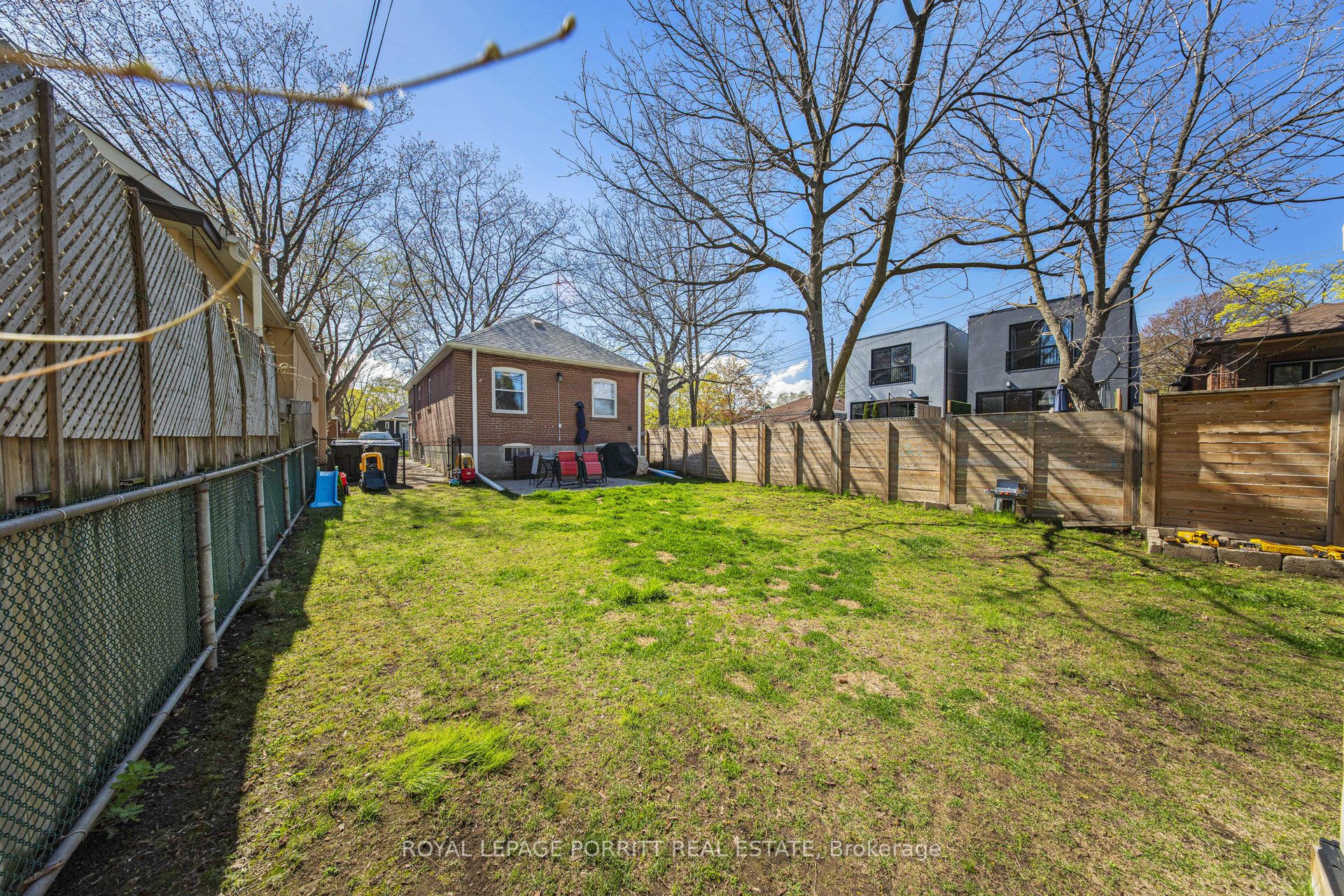 217 Alderbrae Avenue Property Photo 31