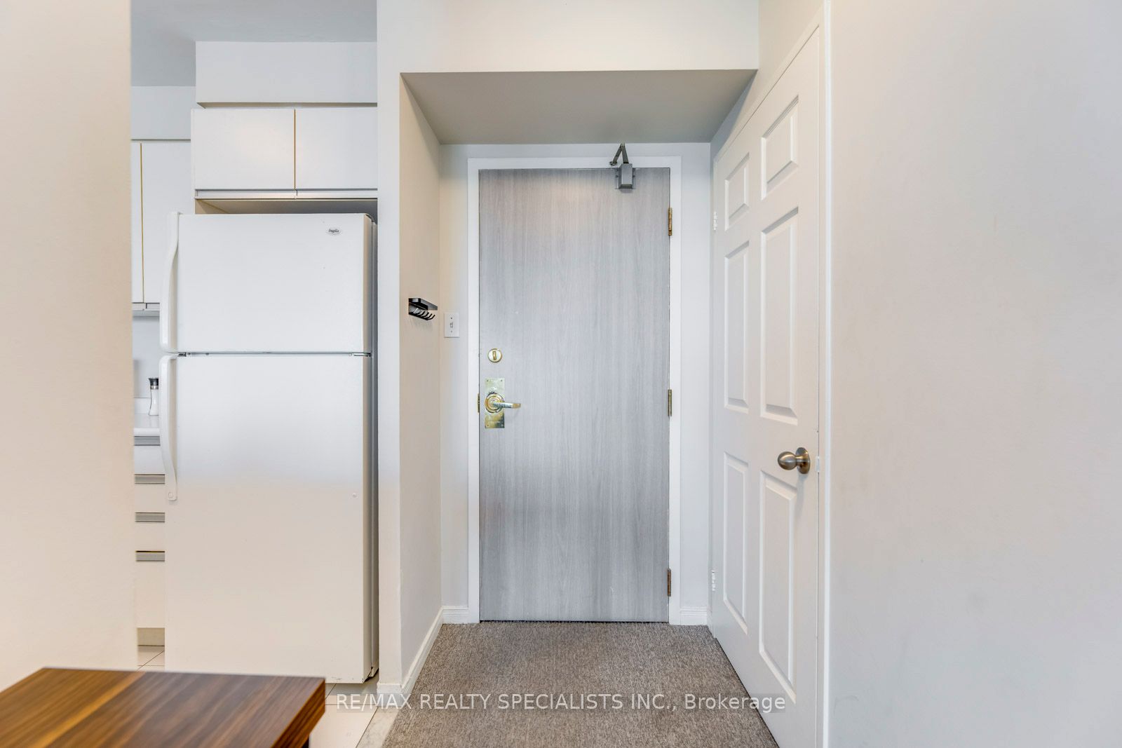 #705 - 2177 Burnhamthorpe Road Property Photo 7
