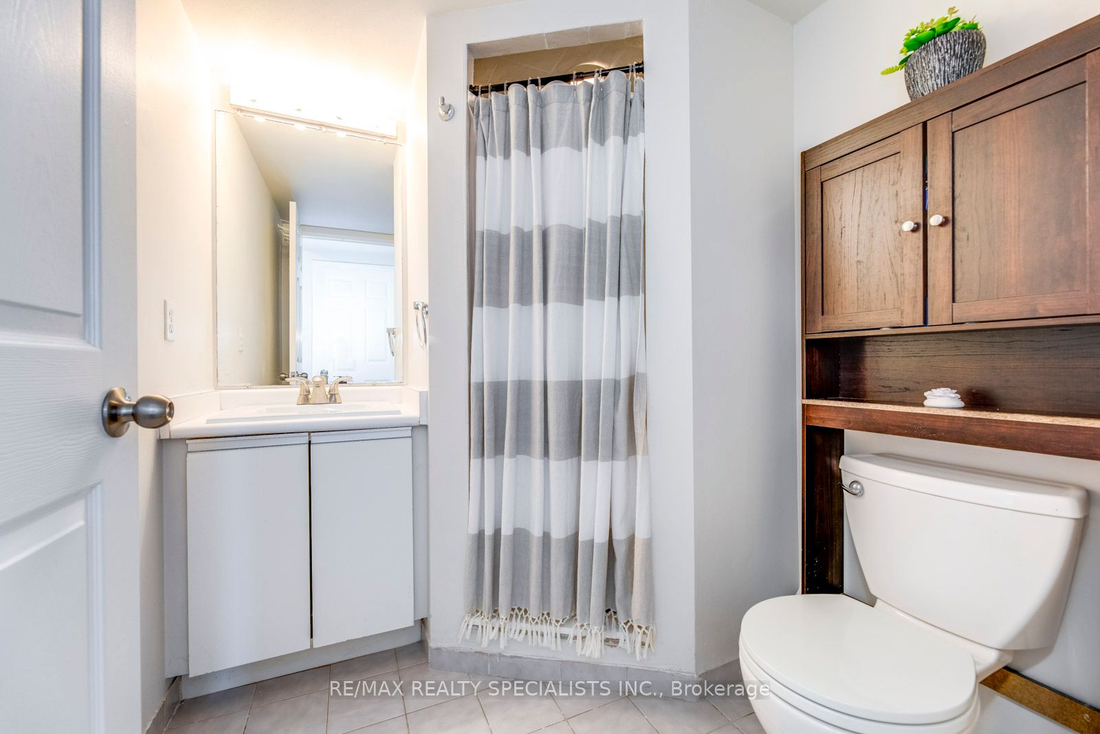 #705 - 2177 Burnhamthorpe Road Property Photo 25