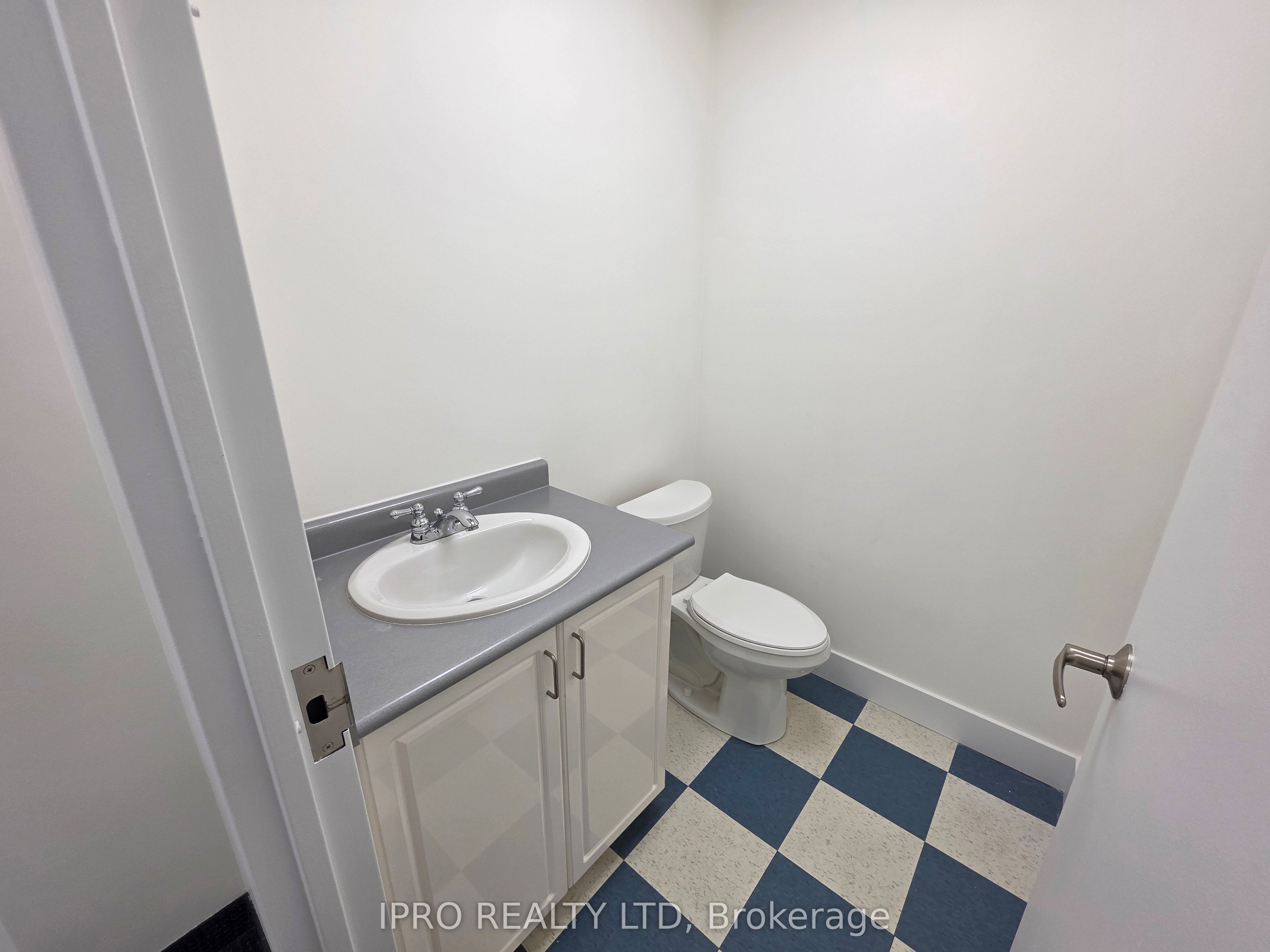 #307 - 2250 Bovaird Drive Property Photo 17