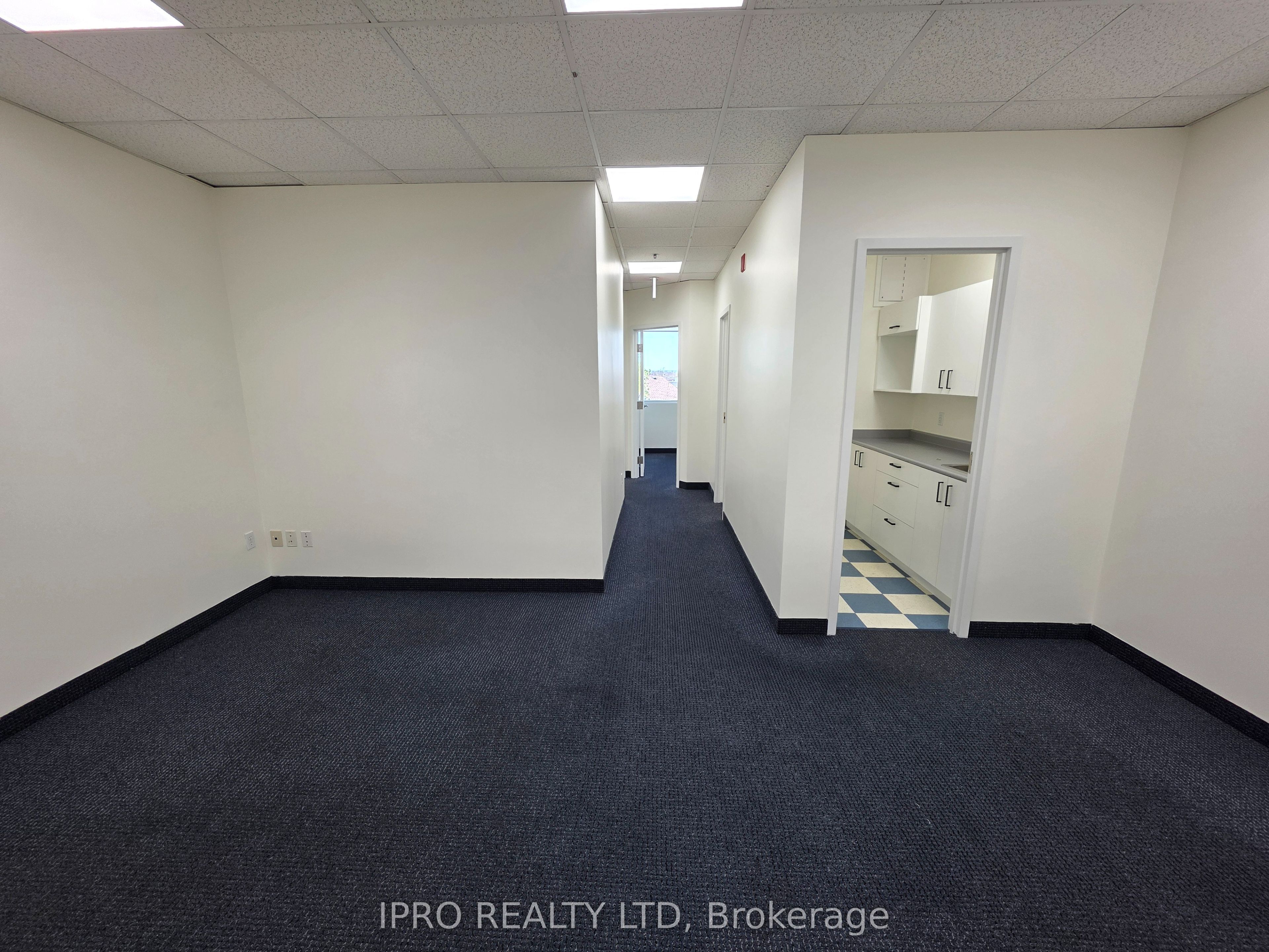 #307 - 2250 Bovaird Drive Property Photo 23
