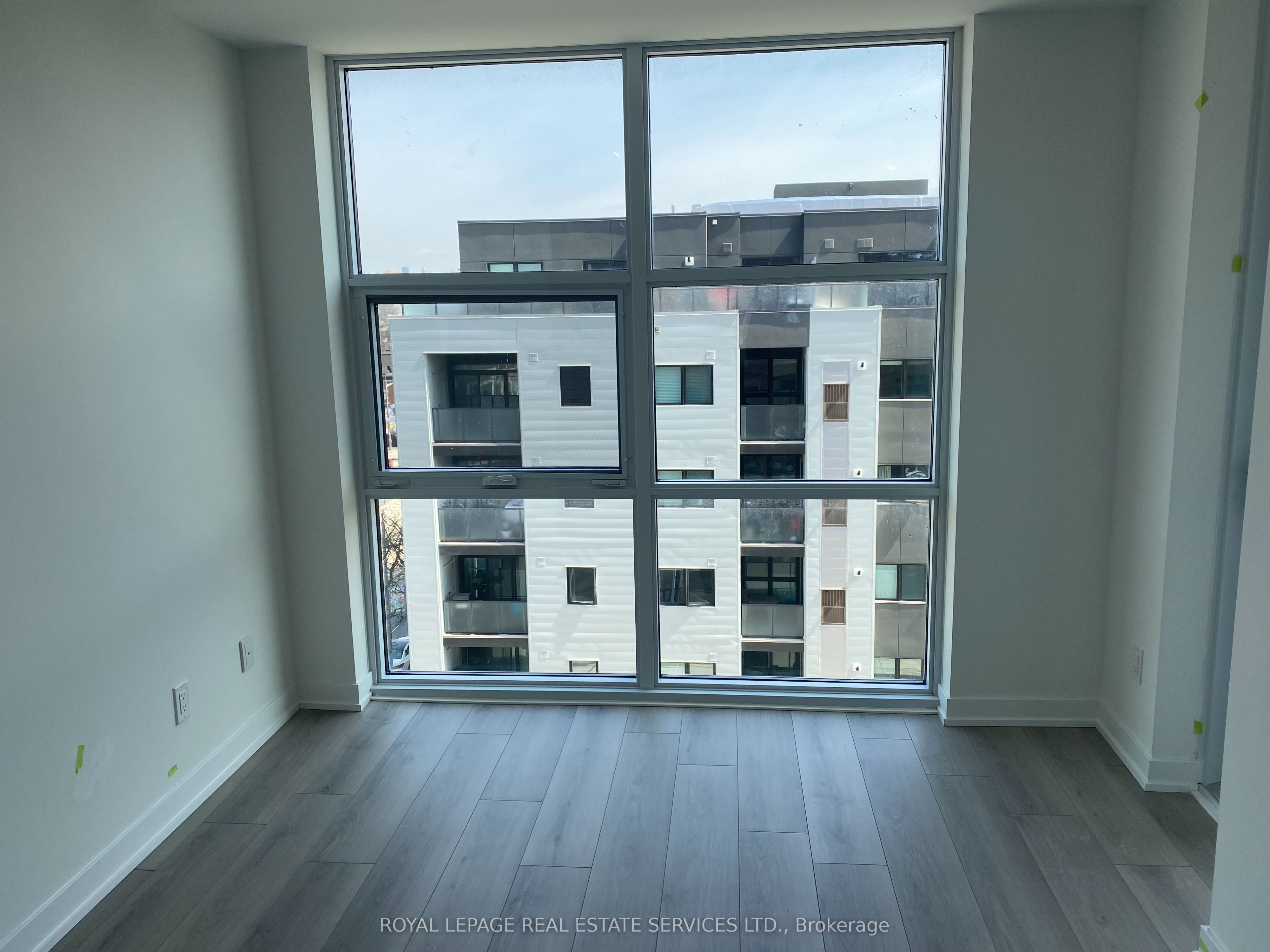 1787 St Clair Avenue W 621 Property Photo 6