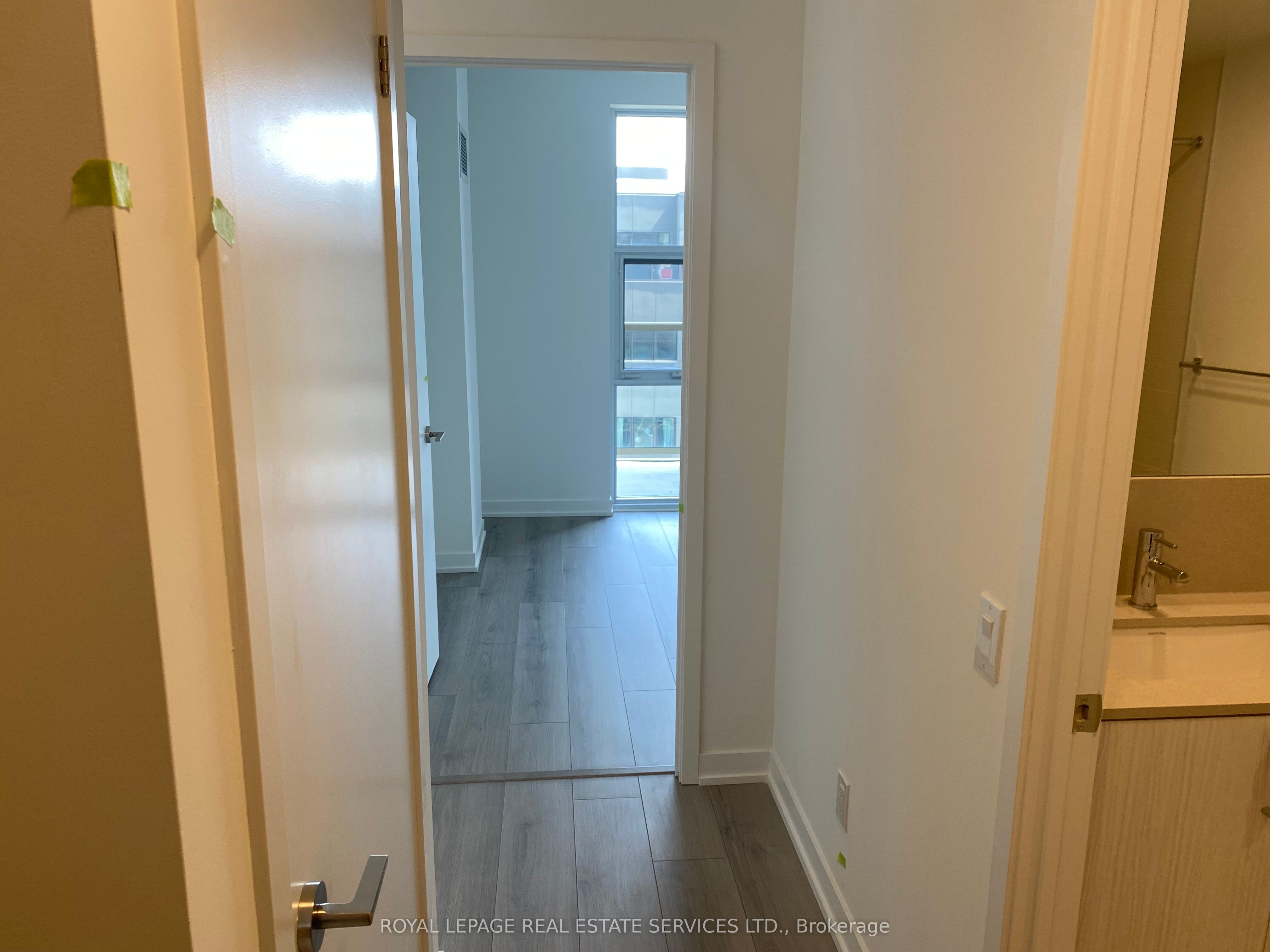 1787 St Clair Avenue W 621 Property Photo 14