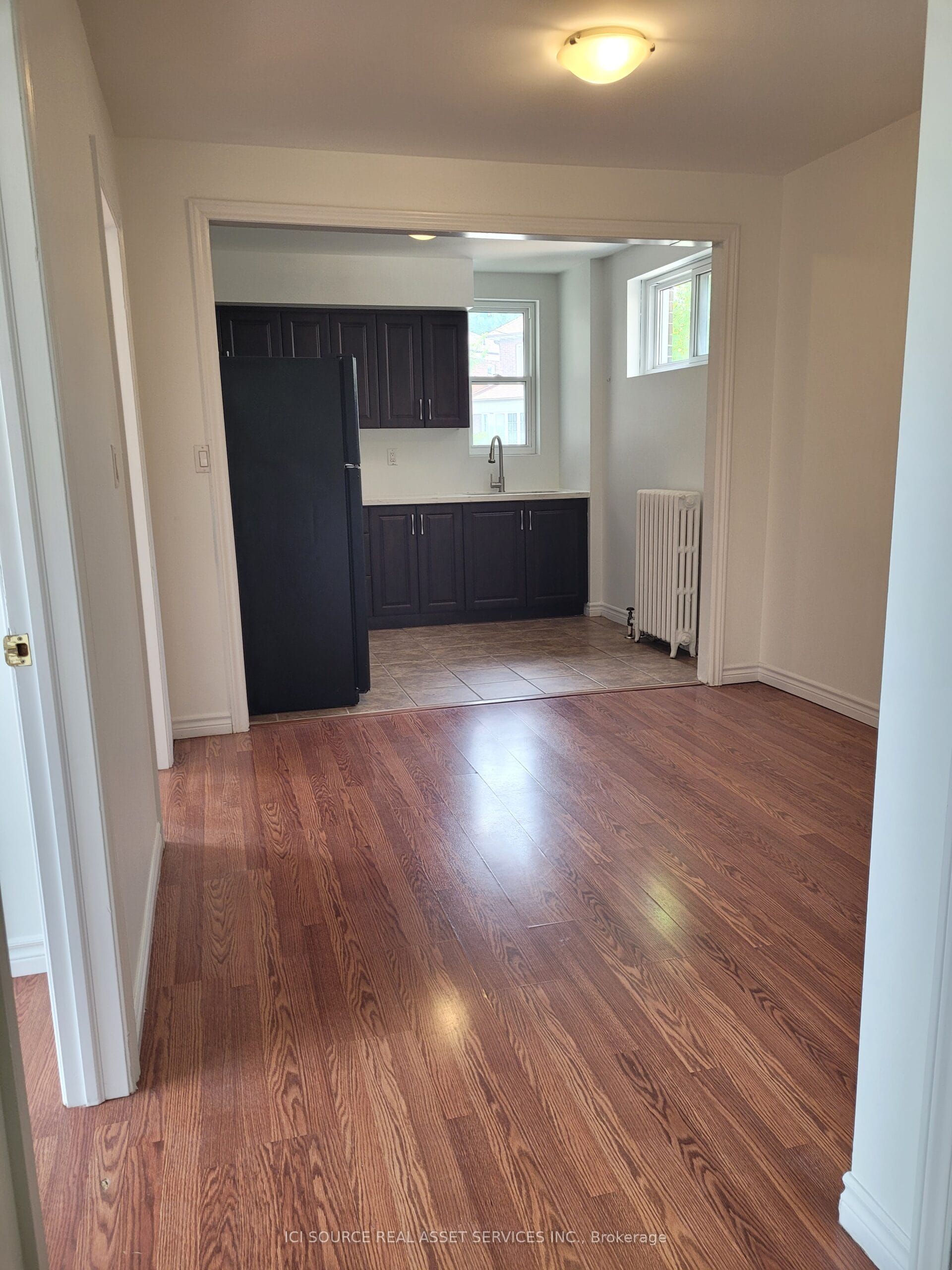 44 Bartonville Avenue W 1 Property Photo 2