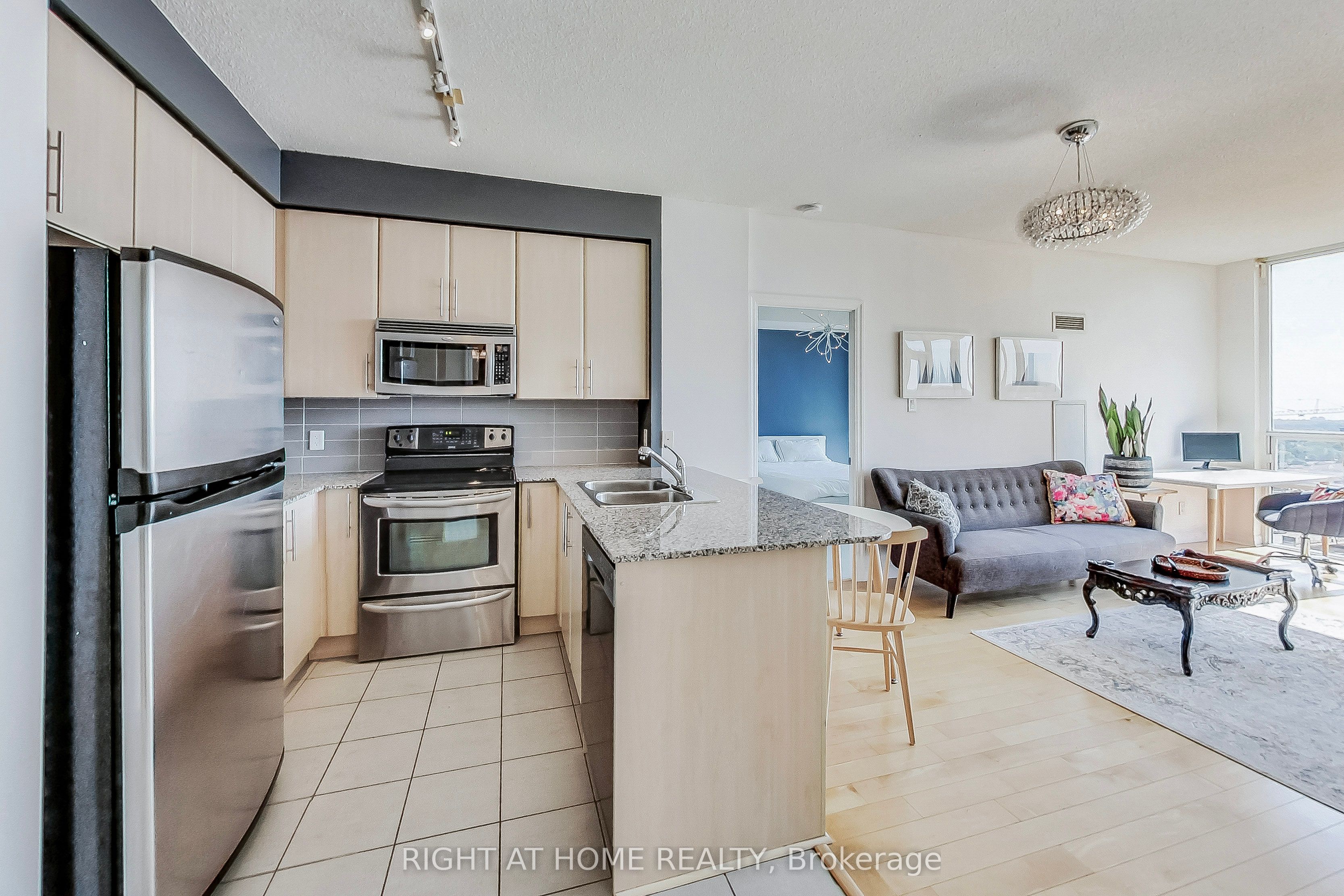 3515 Kariya Drive 1506 Property Photo 11