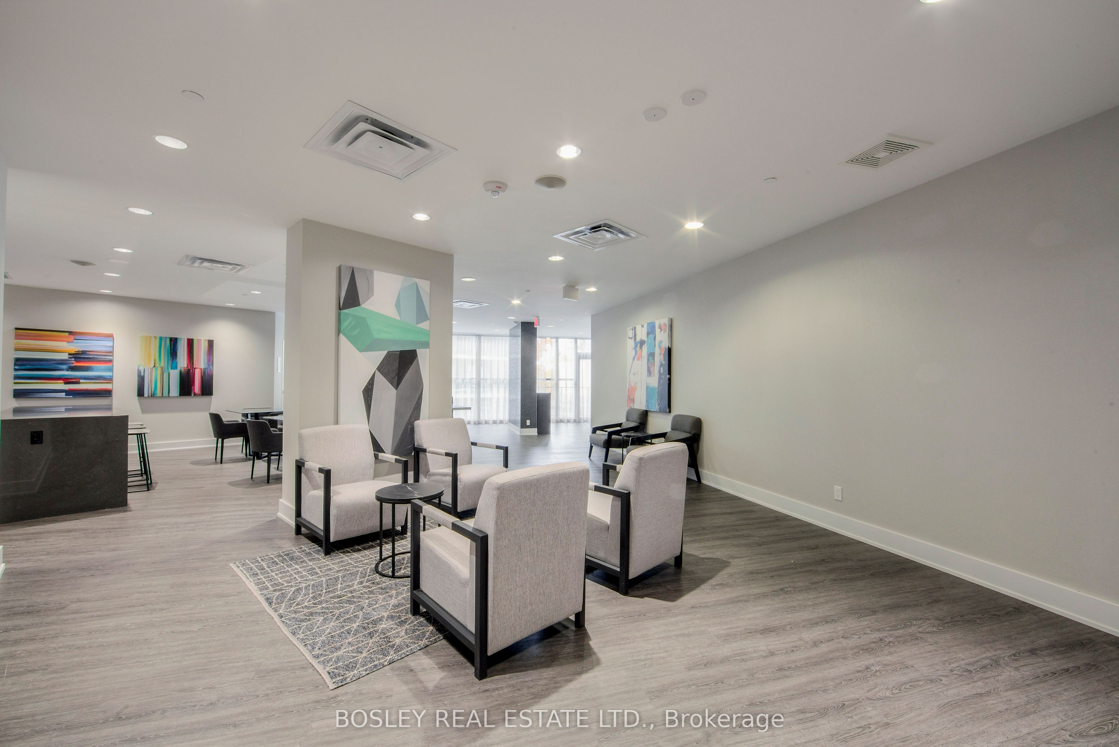 #1210 - 10 Park Lawn Road Property Photo 33
